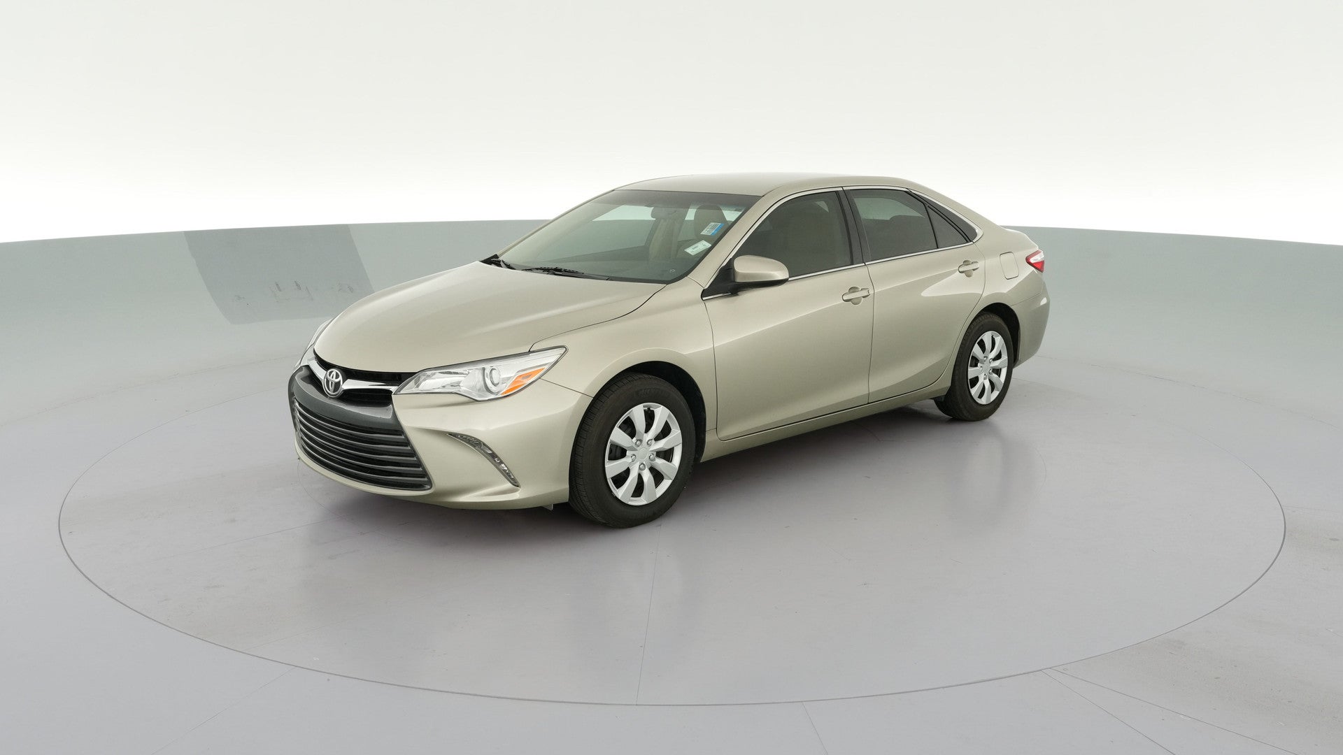 2015 Toyota Camry vehicle photo