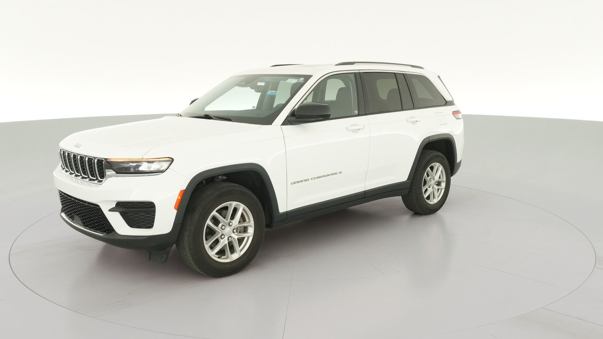 2023 Jeep Grand Cherokee vehicle photo