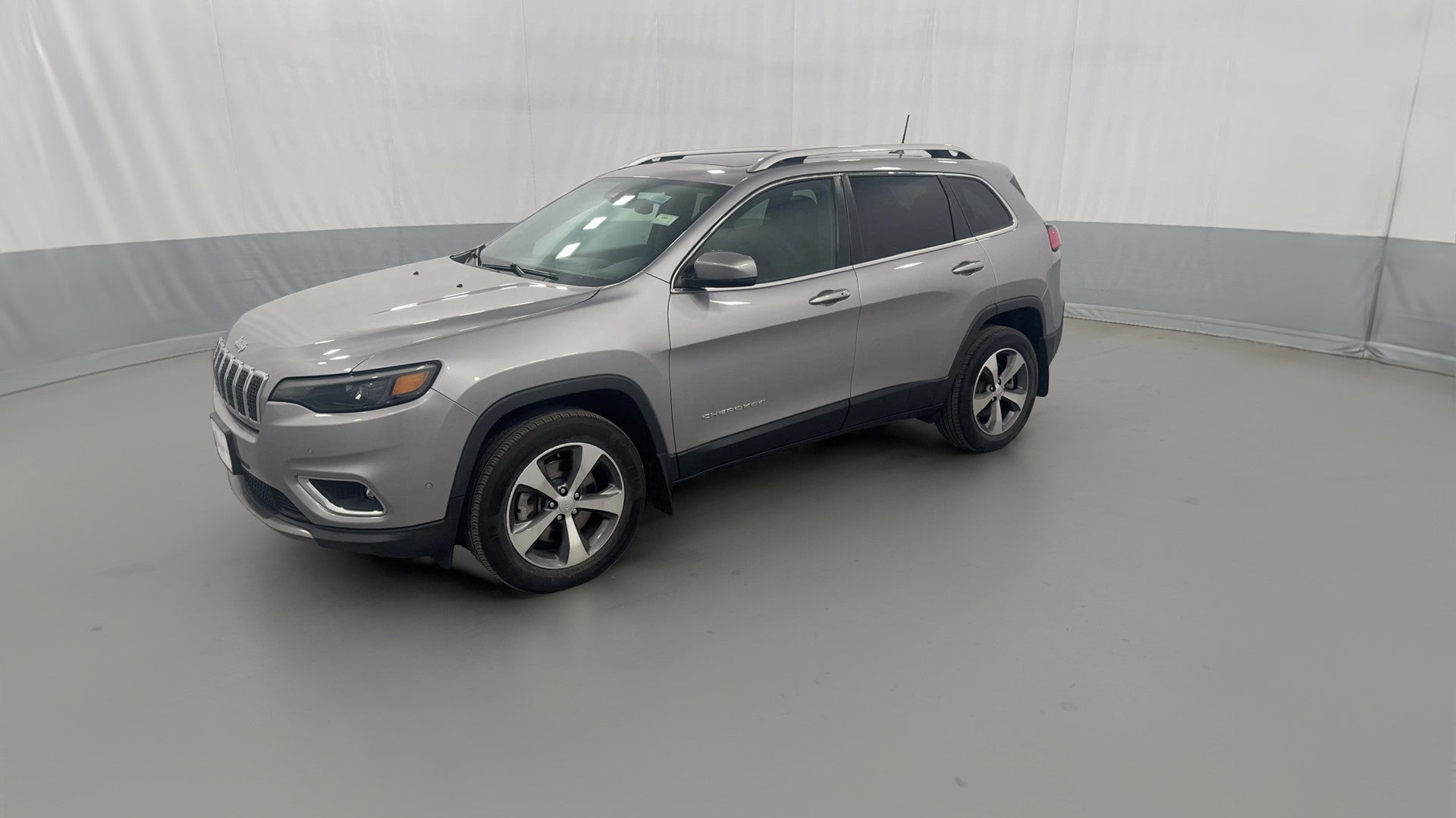 2021 Jeep Cherokee vehicle photo