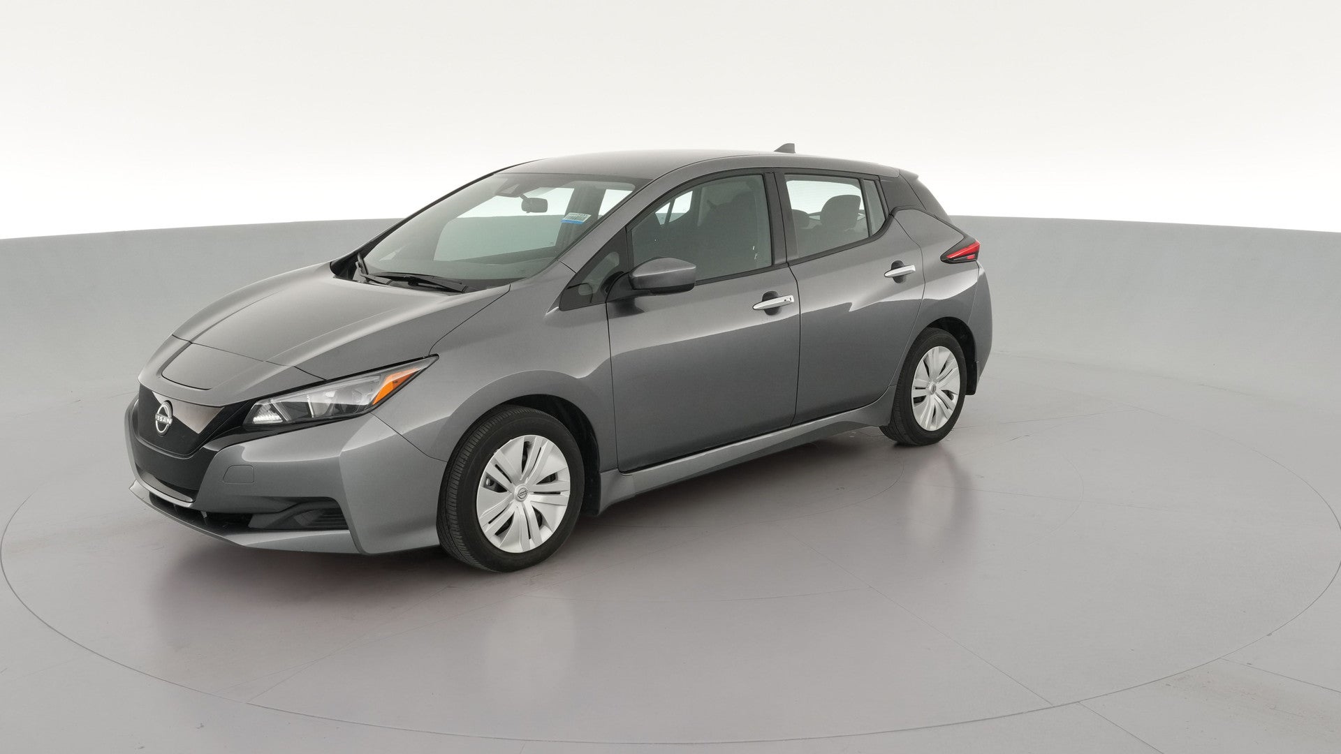 2025 Nissan LEAF vehicle photo