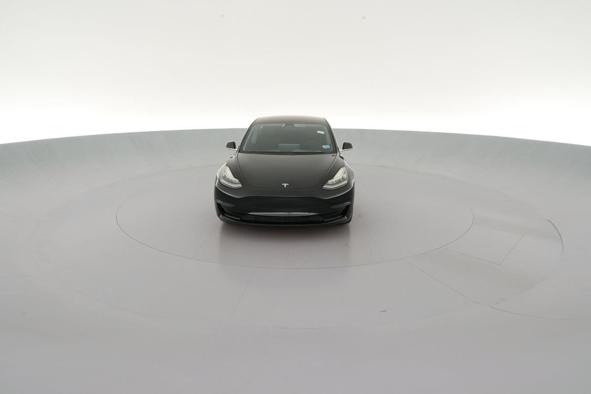 2018 Tesla Model 3 Long Range Rear-Wheel Drive in Solid Black — 360° view 1