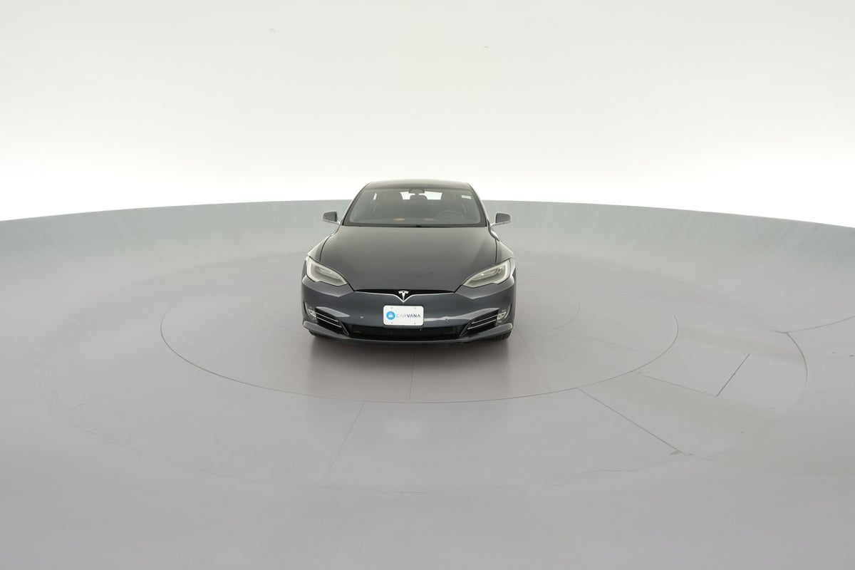 2020 Tesla Model S Long Range Plus in Midnight Silver Metallic — 360° view 1