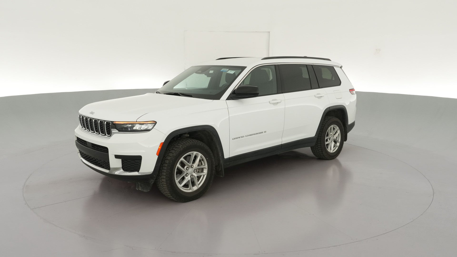 2025 Jeep Grand Cherokee L vehicle photo
