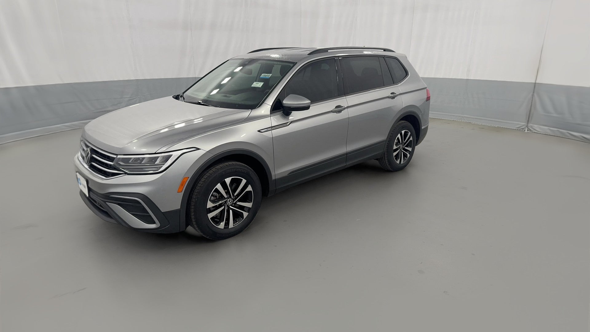 2024 Volkswagen Tiguan vehicle photo