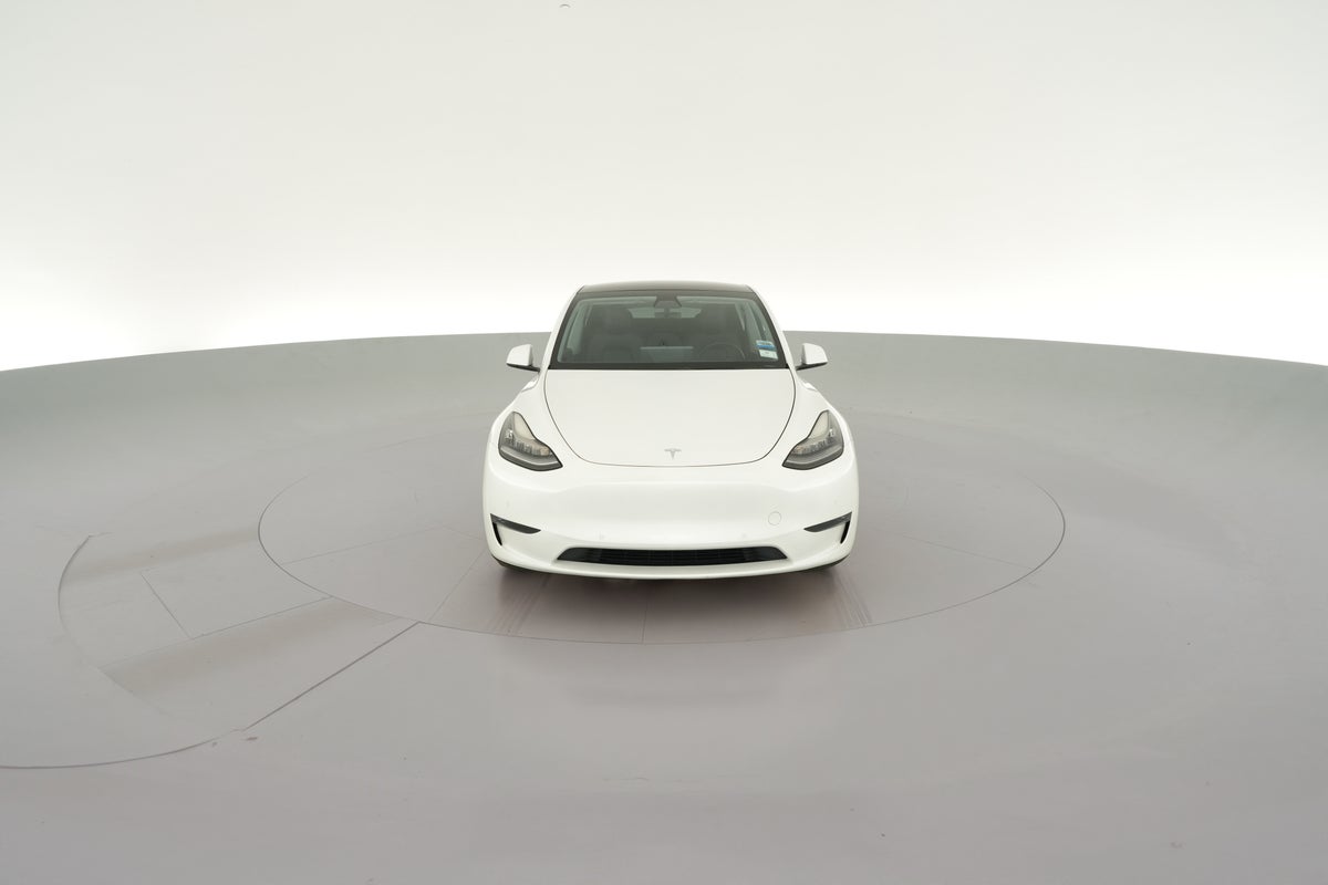 2021 Tesla Model Y Long Range All-Wheel Drive in Pearl White — 360° view 1