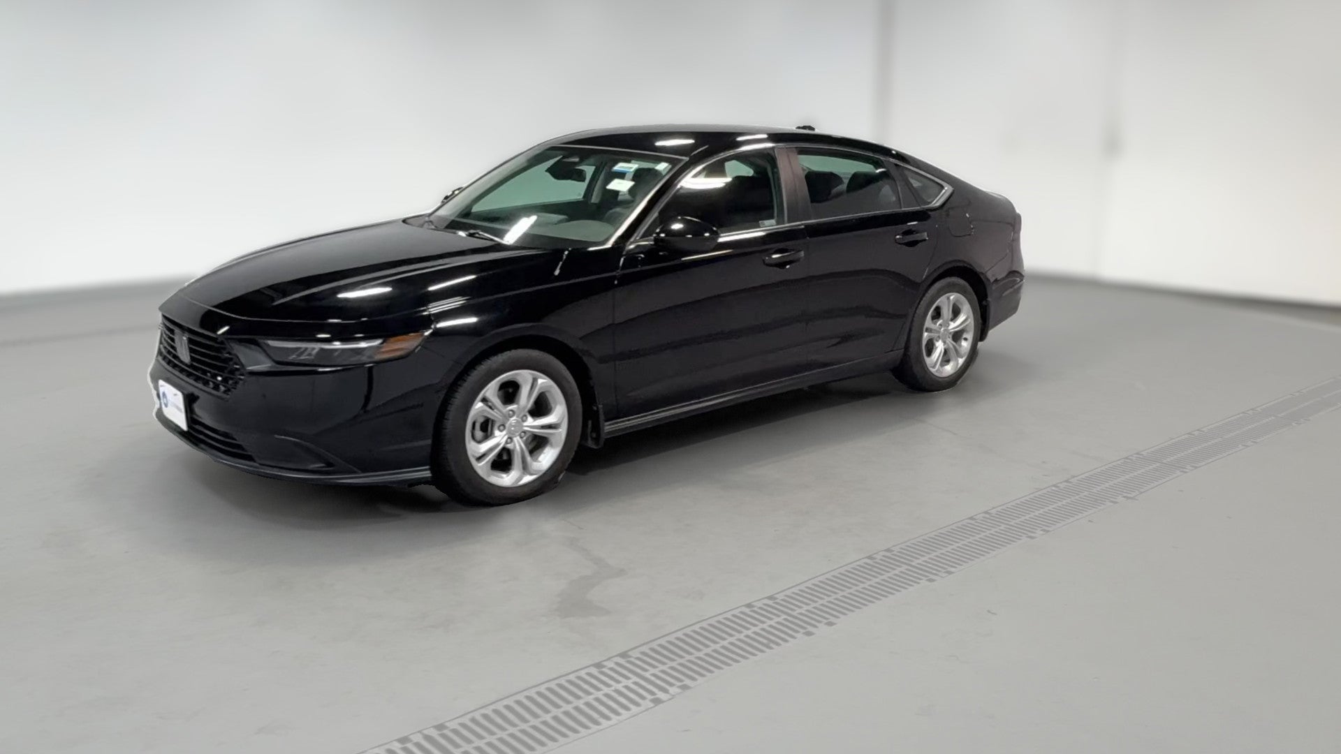 2025 Honda Accord vehicle photo
