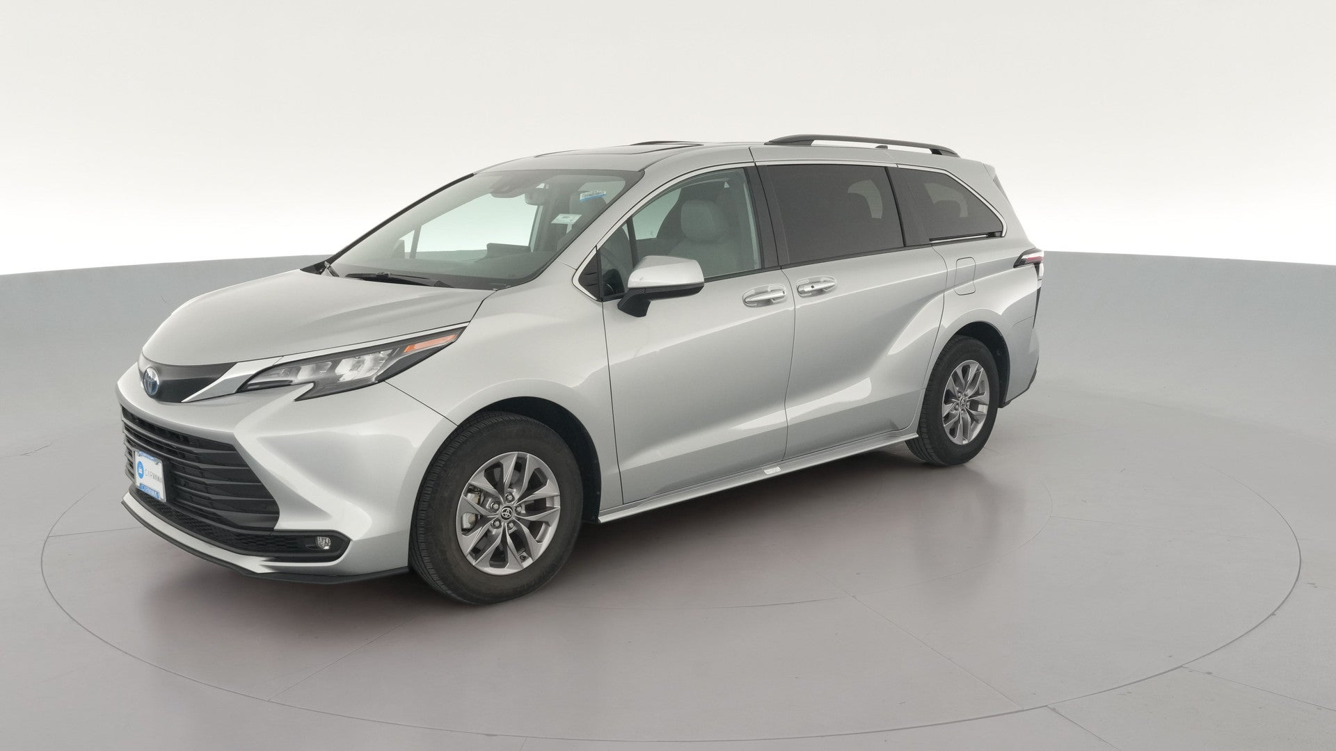 2025 Toyota Sienna vehicle photo