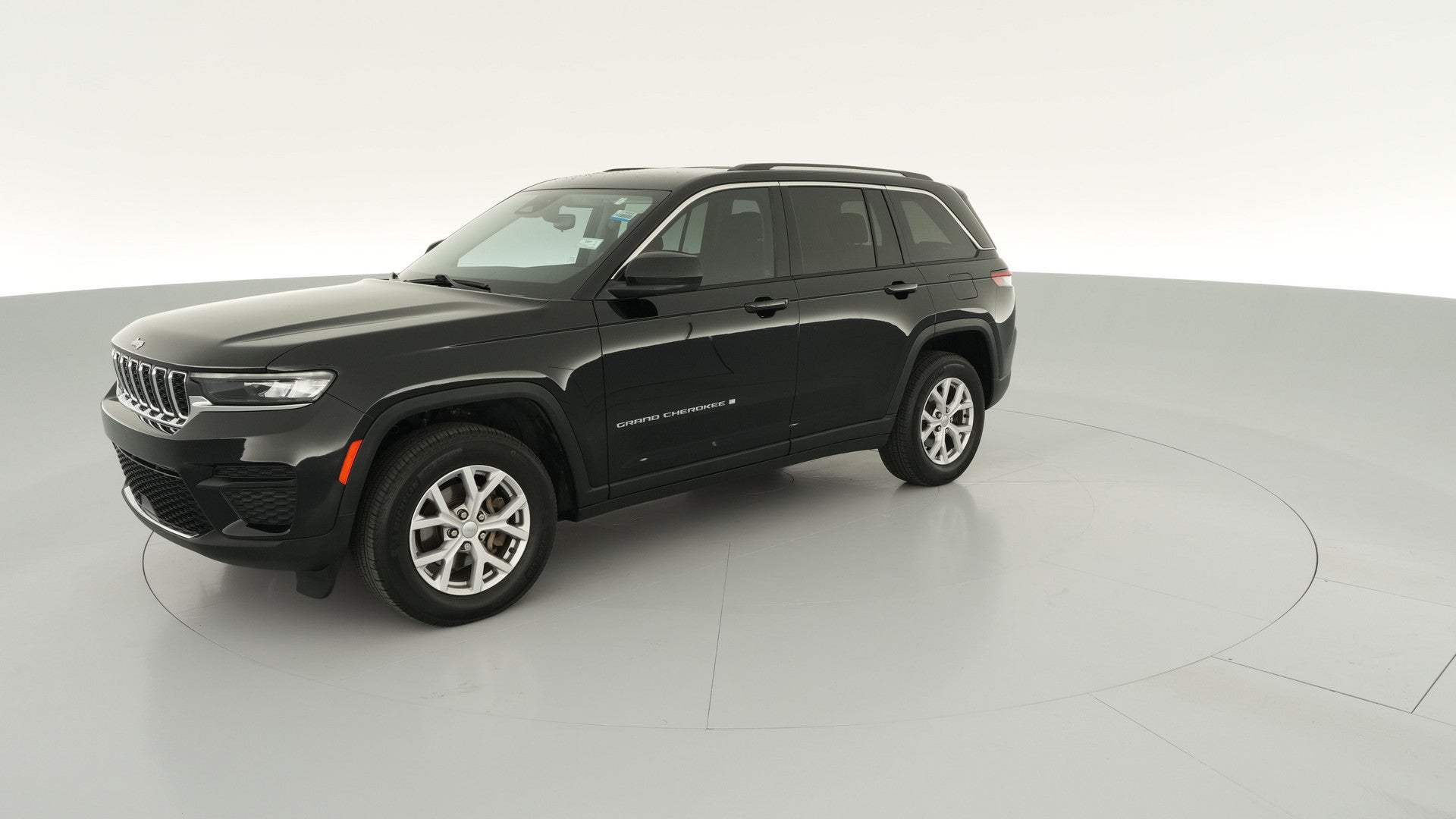 2022 Jeep Grand Cherokee vehicle photo