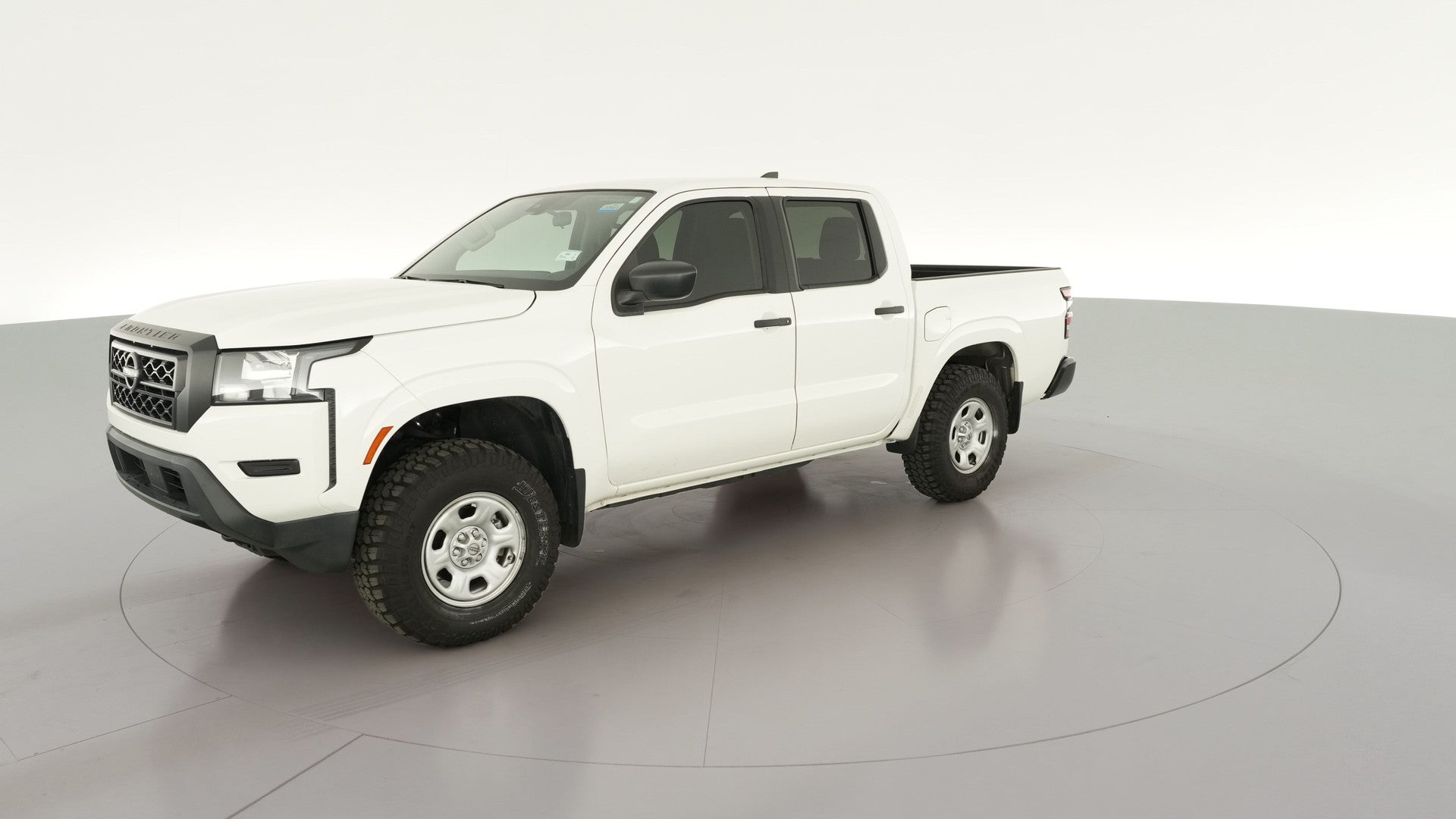 2022 Nissan Frontier Crew Cab vehicle photo