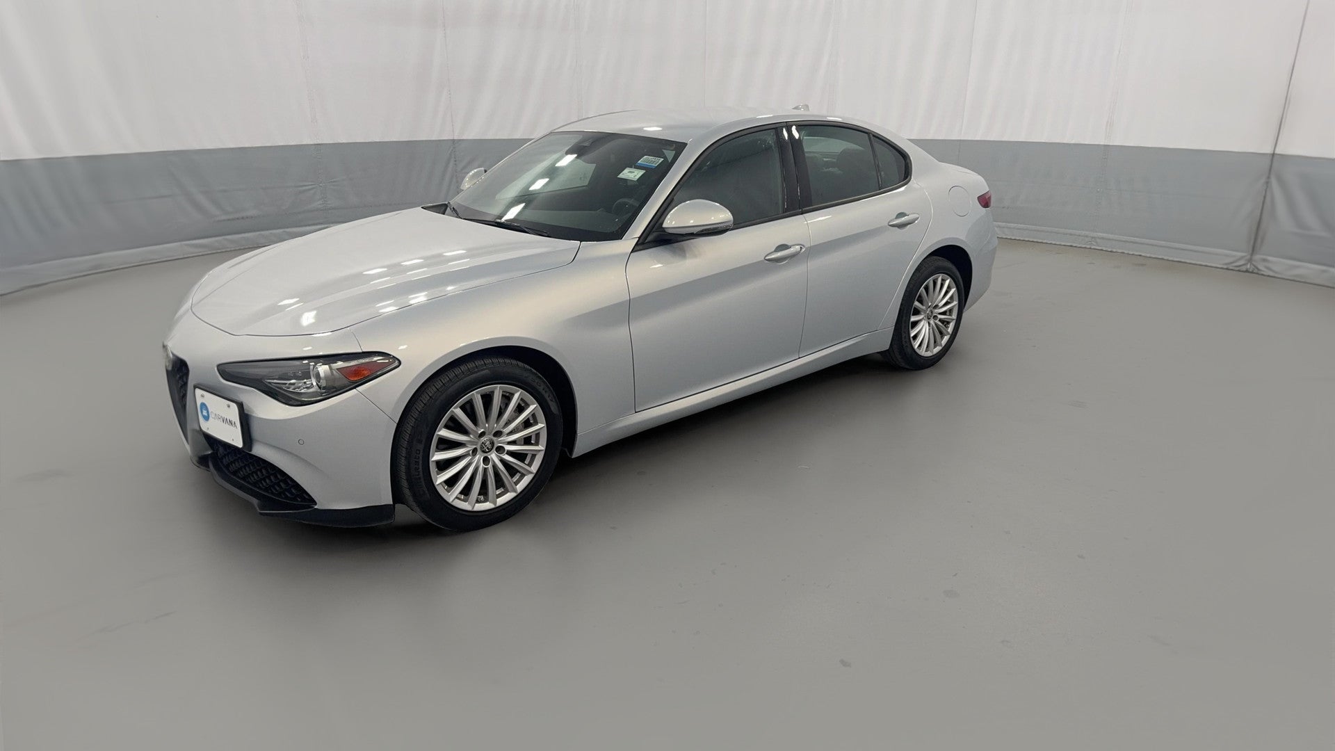 2023 Alfa Romeo Giulia vehicle photo