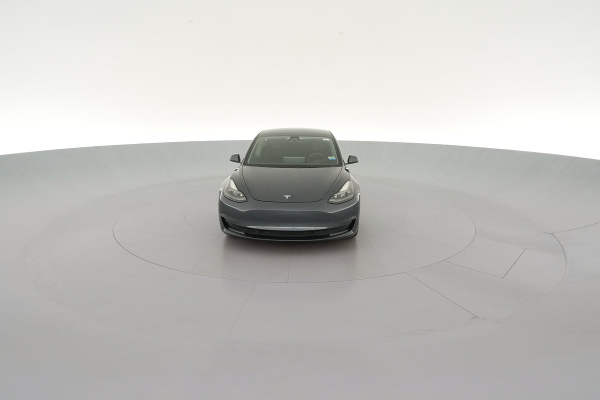2022 Tesla Model 3 Long Range All-Wheel Drive in Midnight Silver Metallic — 360° view 1