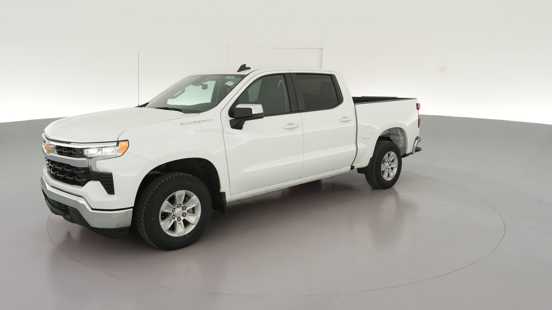 2025 Chevrolet Silverado 1500 Crew Cab vehicle photo