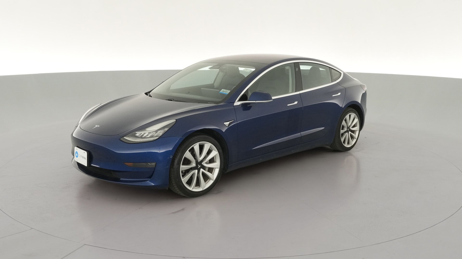 2018 Tesla Model 3 vehicle photo