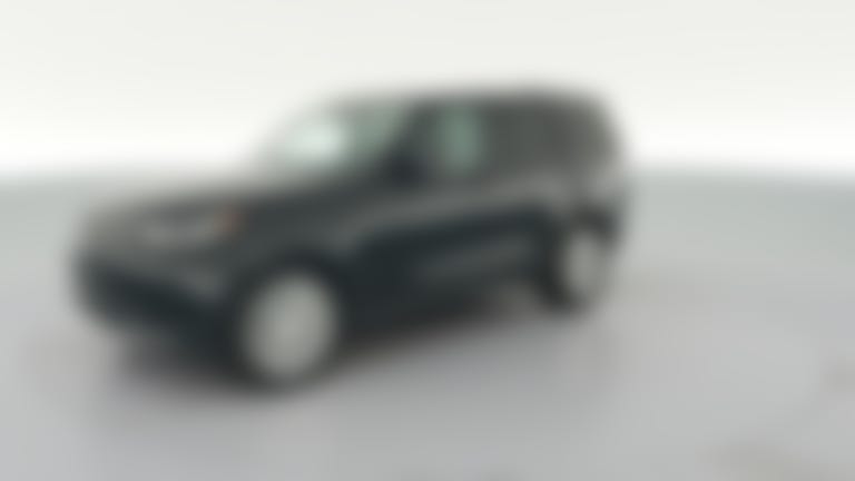 2025 Land Rover Discovery vehicle photo