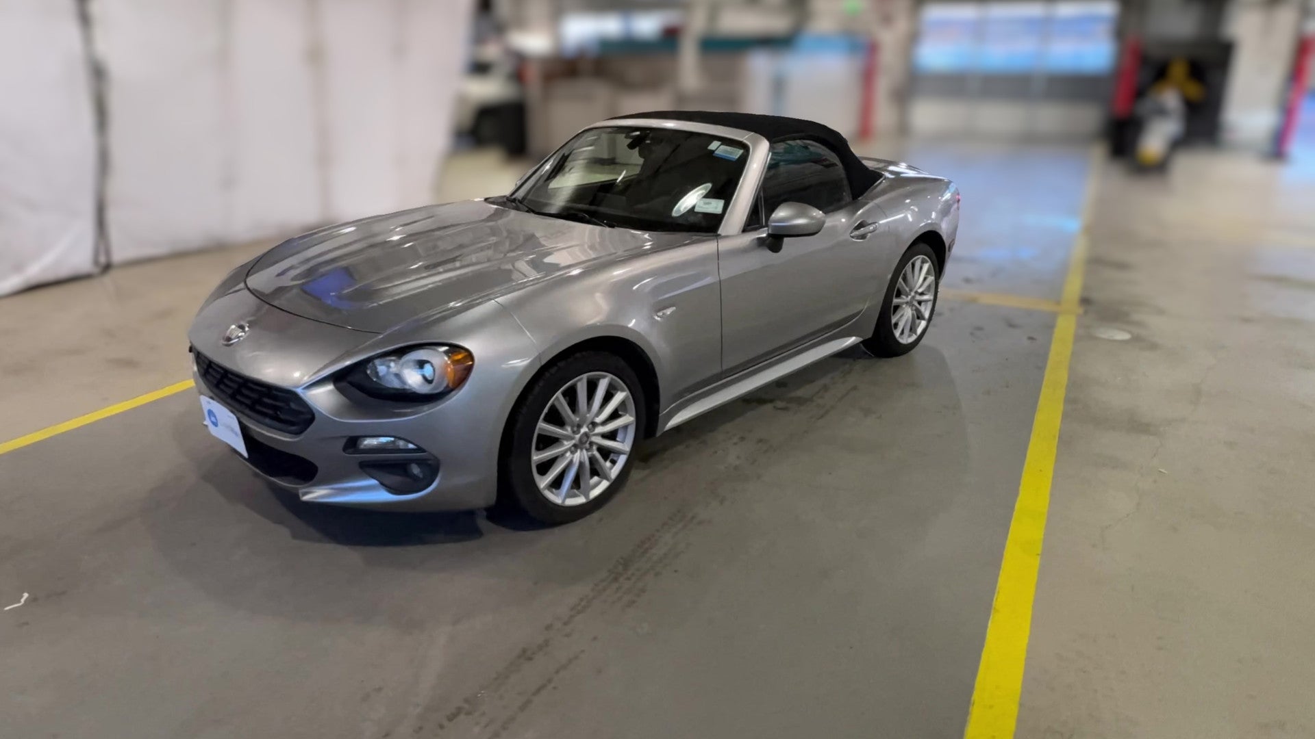 2017 FIAT 124 Spider vehicle photo