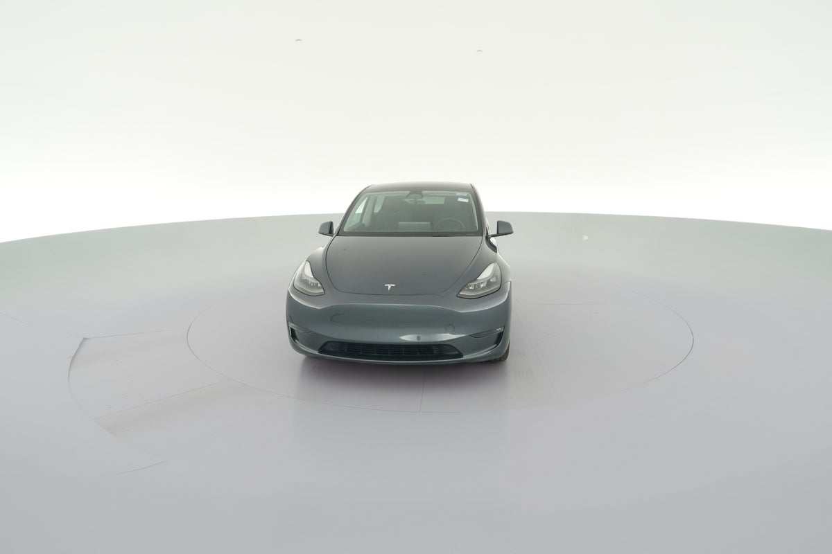 2023 Tesla Model Y Long Range All-Wheel Drive in Midnight Silver Metallic — 360° view 1