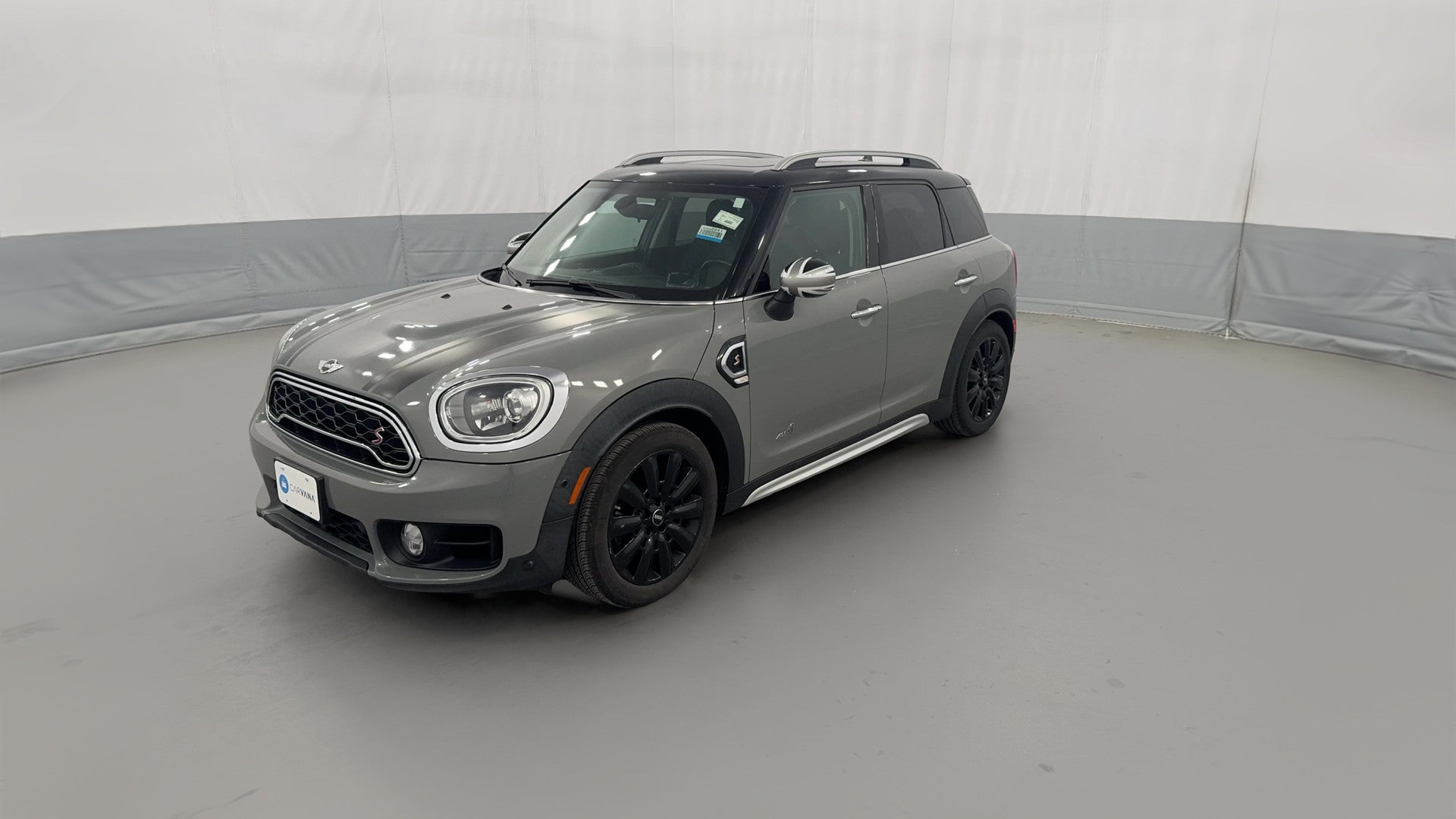 2017 MINI Countryman vehicle photo