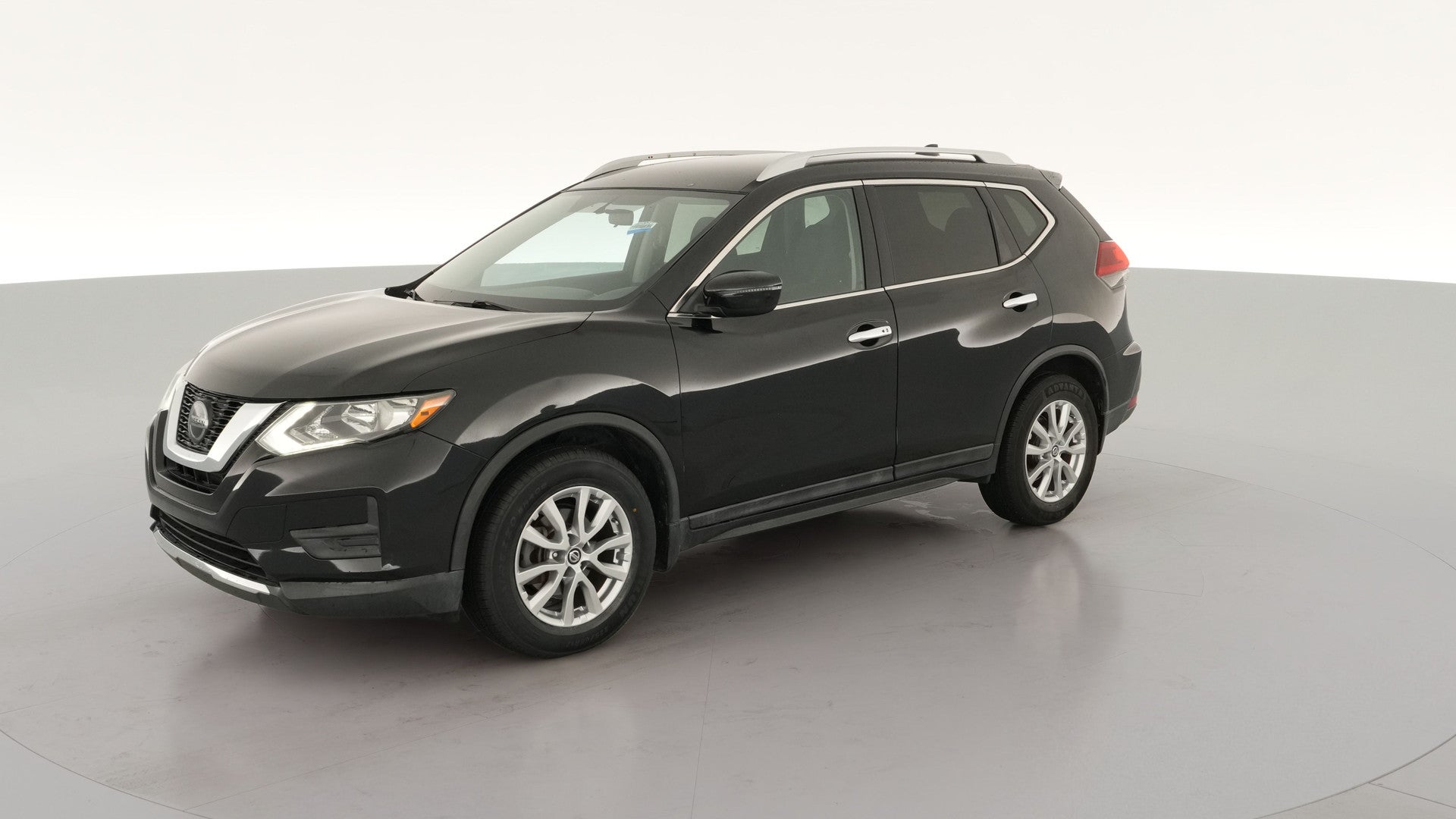 2018 Nissan Rogue vehicle photo