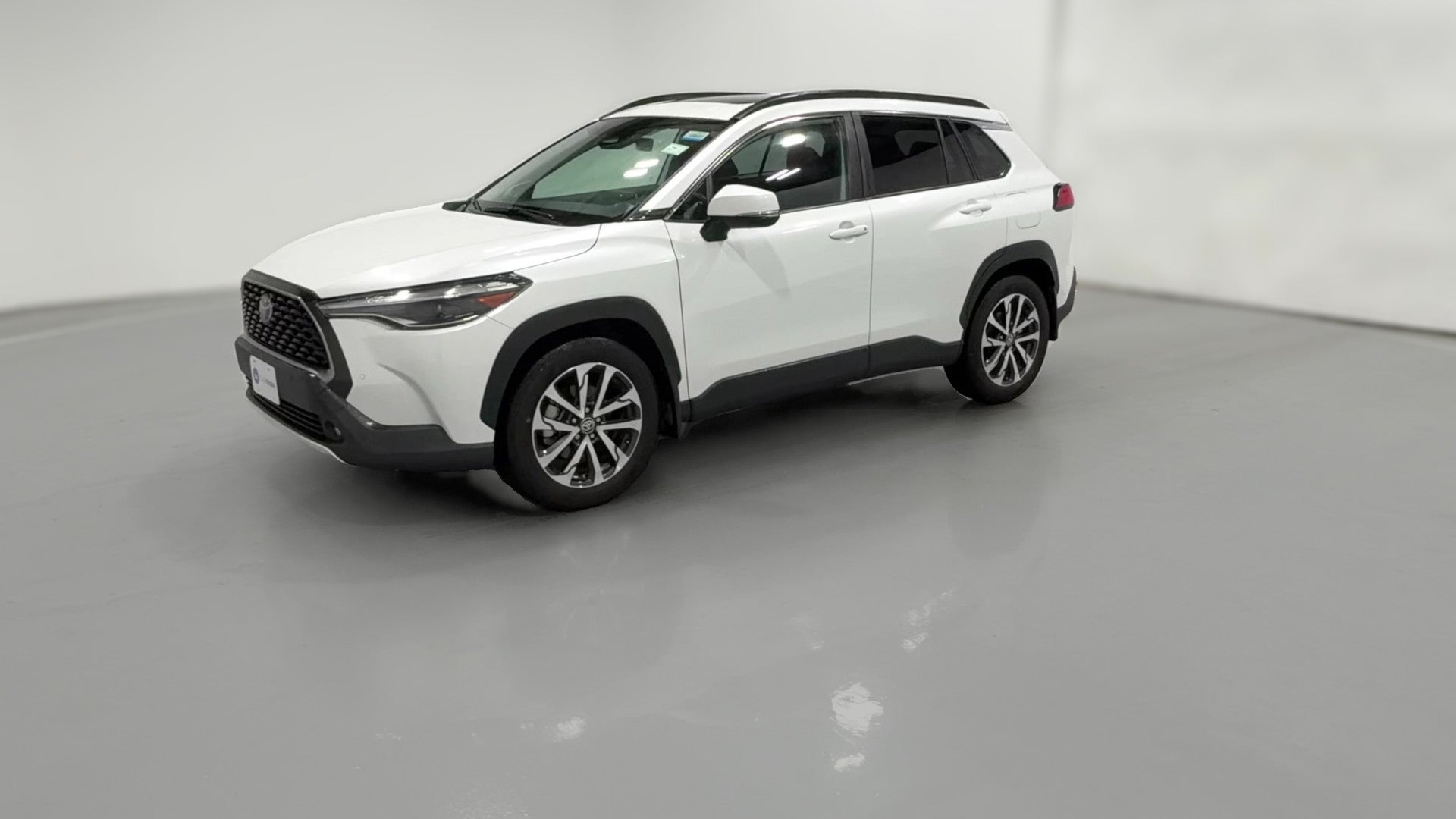2023 Toyota Corolla Cross vehicle photo