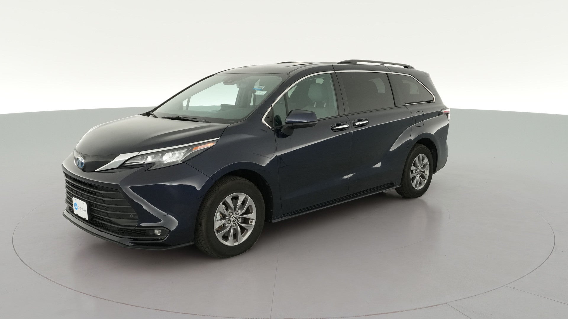 2025 Toyota Sienna vehicle photo