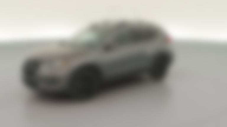 2018 Nissan Rogue vehicle photo