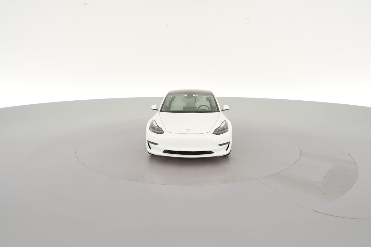 2022 Tesla Model 3 Rear-Wheel Drive in Pearl White — 360° view 1