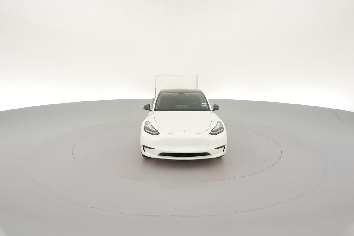 2020 Tesla Model Y Performance All-Wheel Drive in Pearl White — 360° view 1