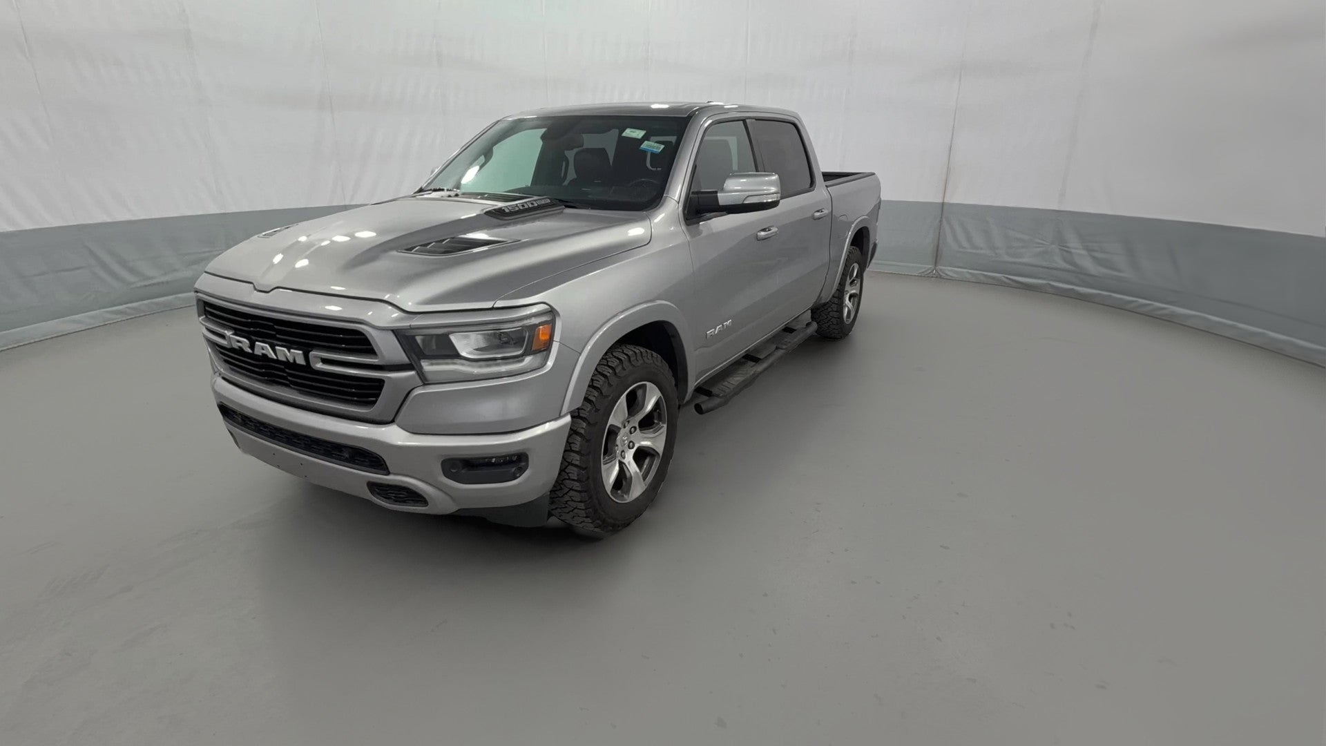 2019 Ram 1500 Crew Cab vehicle photo