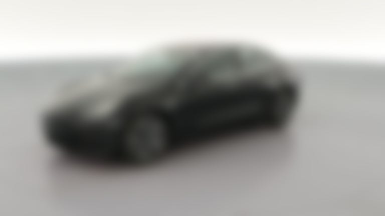 2018 Tesla Model 3 vehicle photo