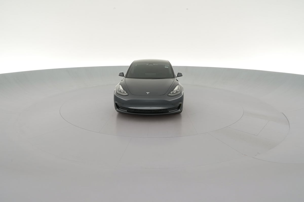 2022 Tesla Model 3 Long Range All-Wheel Drive in Midnight Silver Metallic — 360° view 1