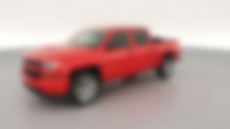 2018 Chevrolet Silverado 1500 Crew Cab vehicle photo