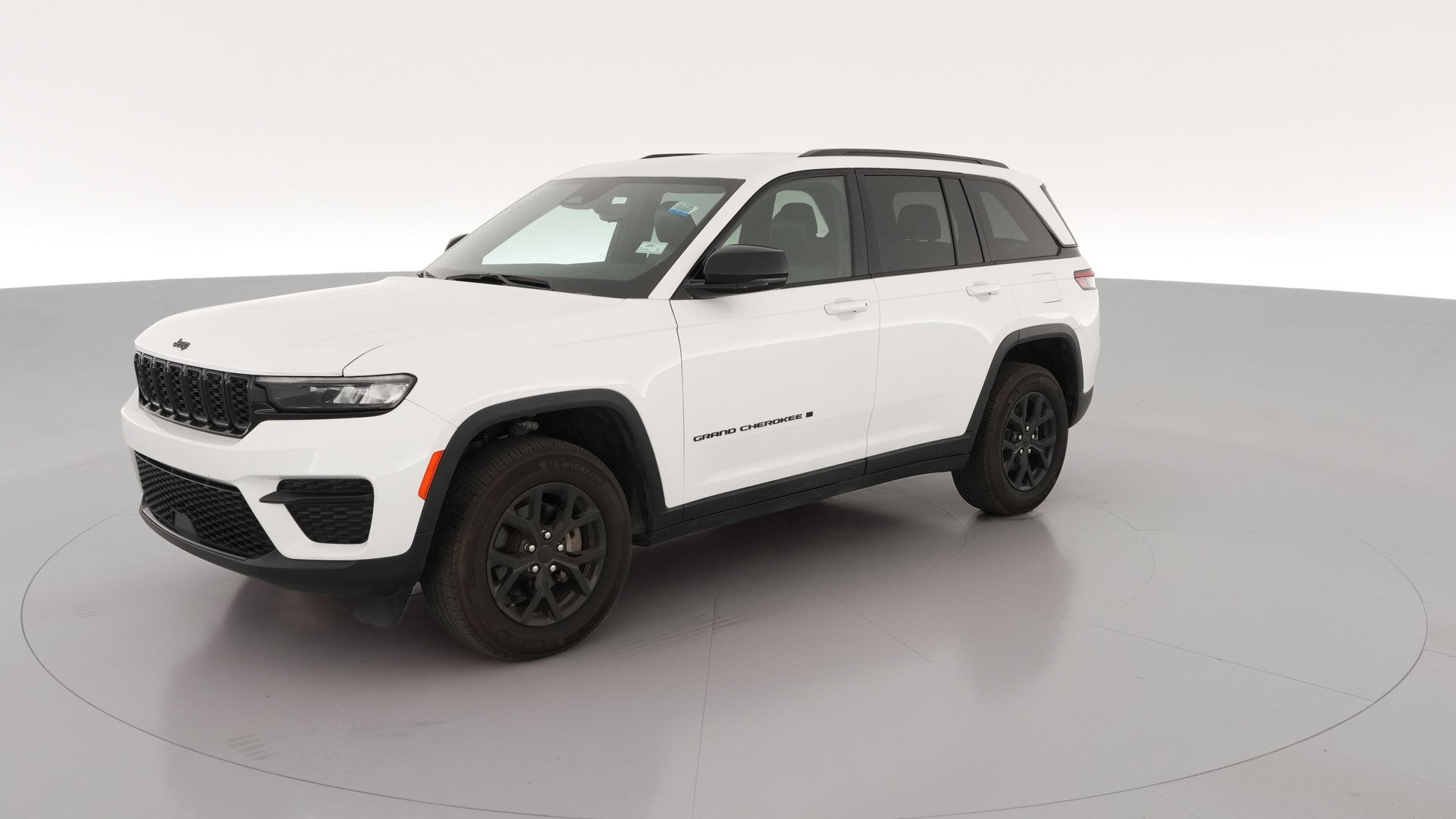 2024 Jeep Grand Cherokee vehicle photo