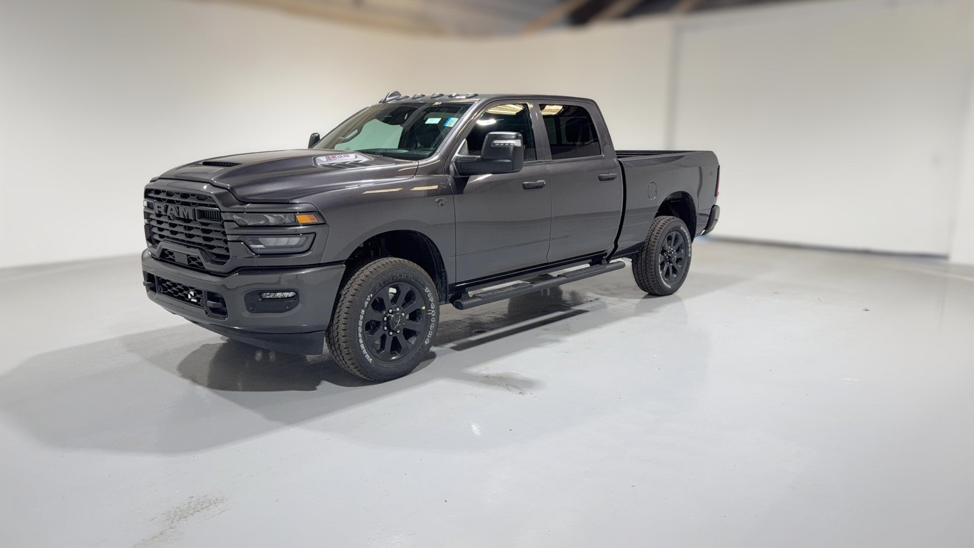 2027 Ram 2500 Crew Cab vehicle photo