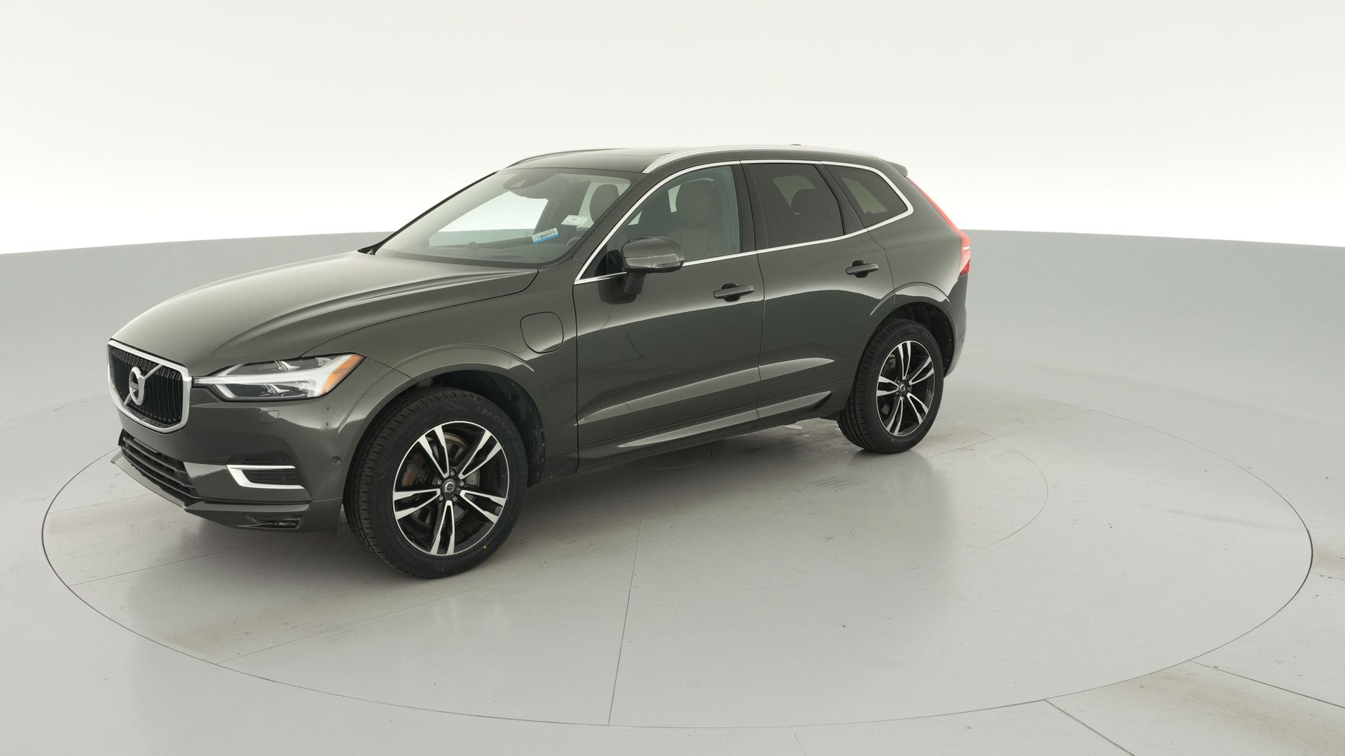 2018 Volvo XC60 vehicle photo