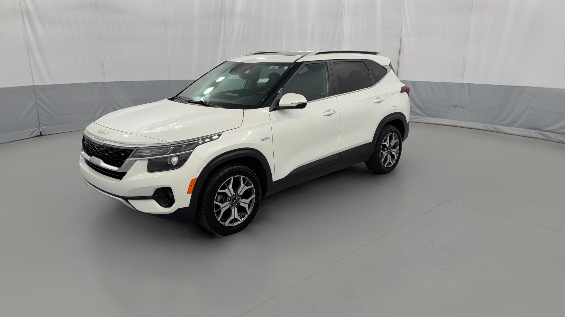 2022 Kia Seltos vehicle photo