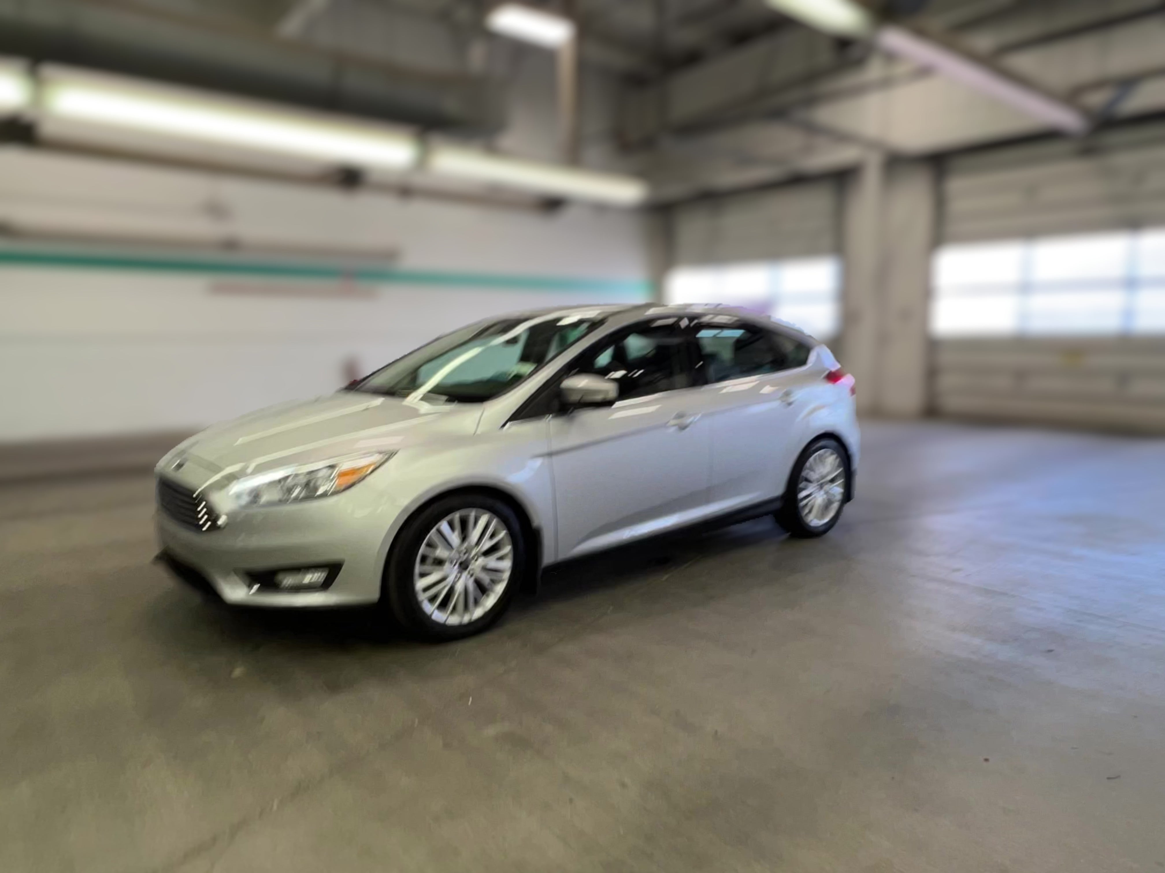 2016 Ford Focus | Carvana