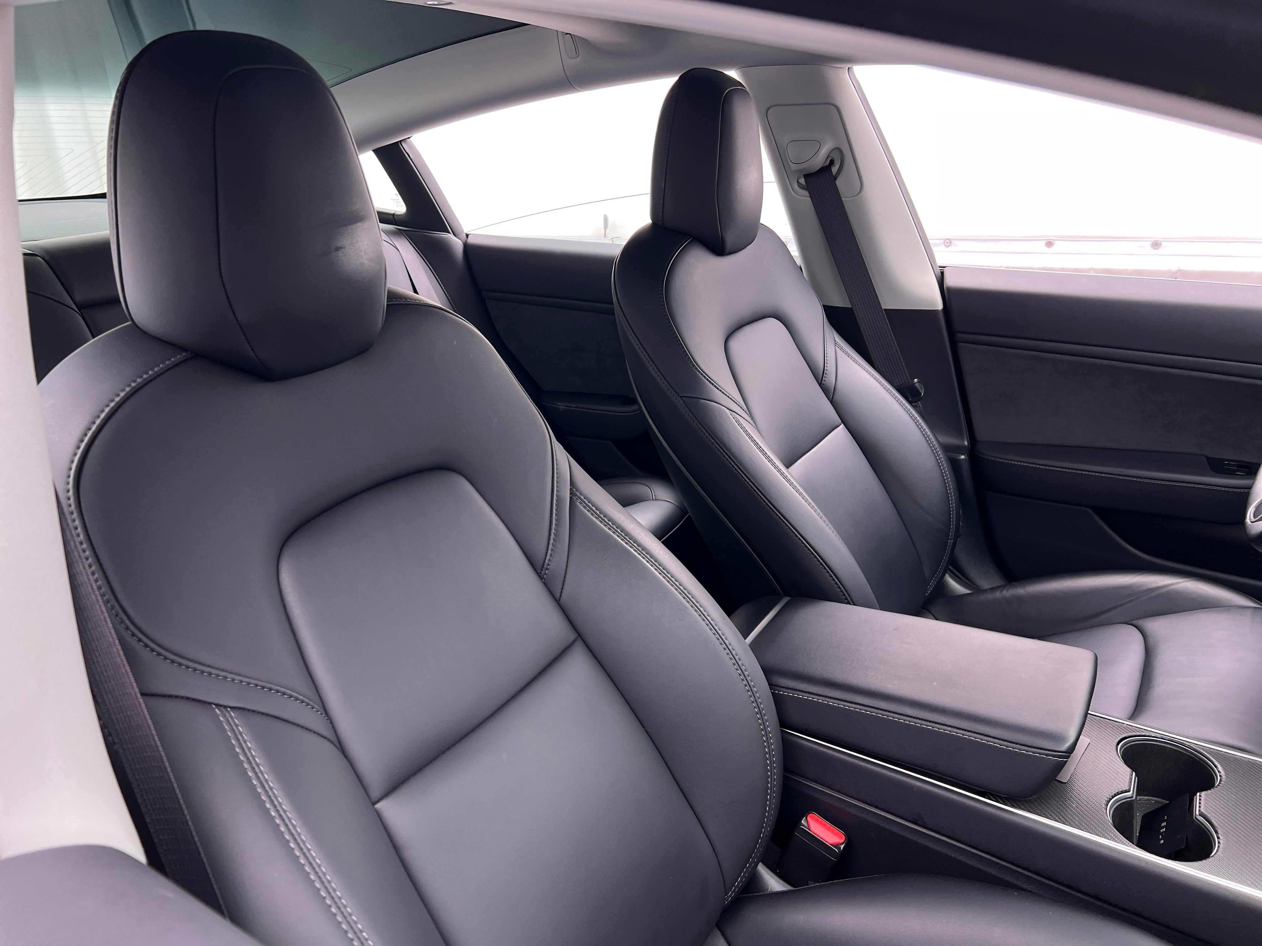 Model 3 clearance cloth seats