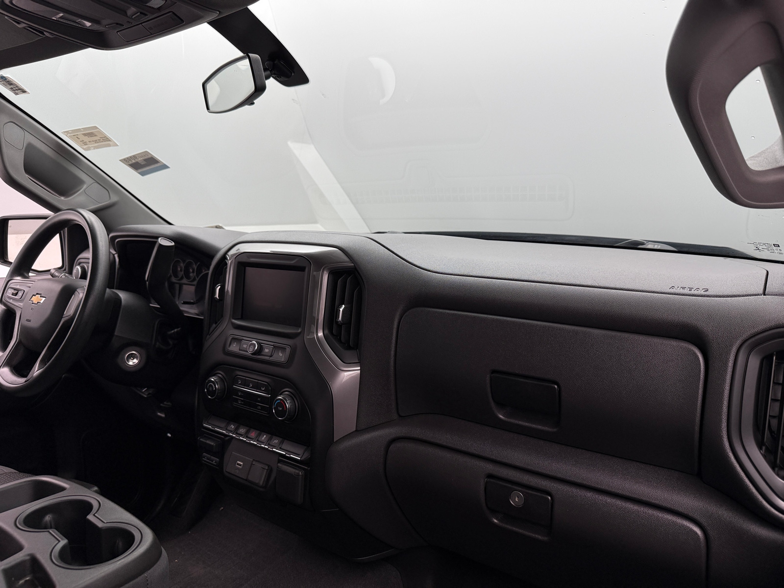 Thumbnail: 2020 Chevrolet Silverado 1500 - 3