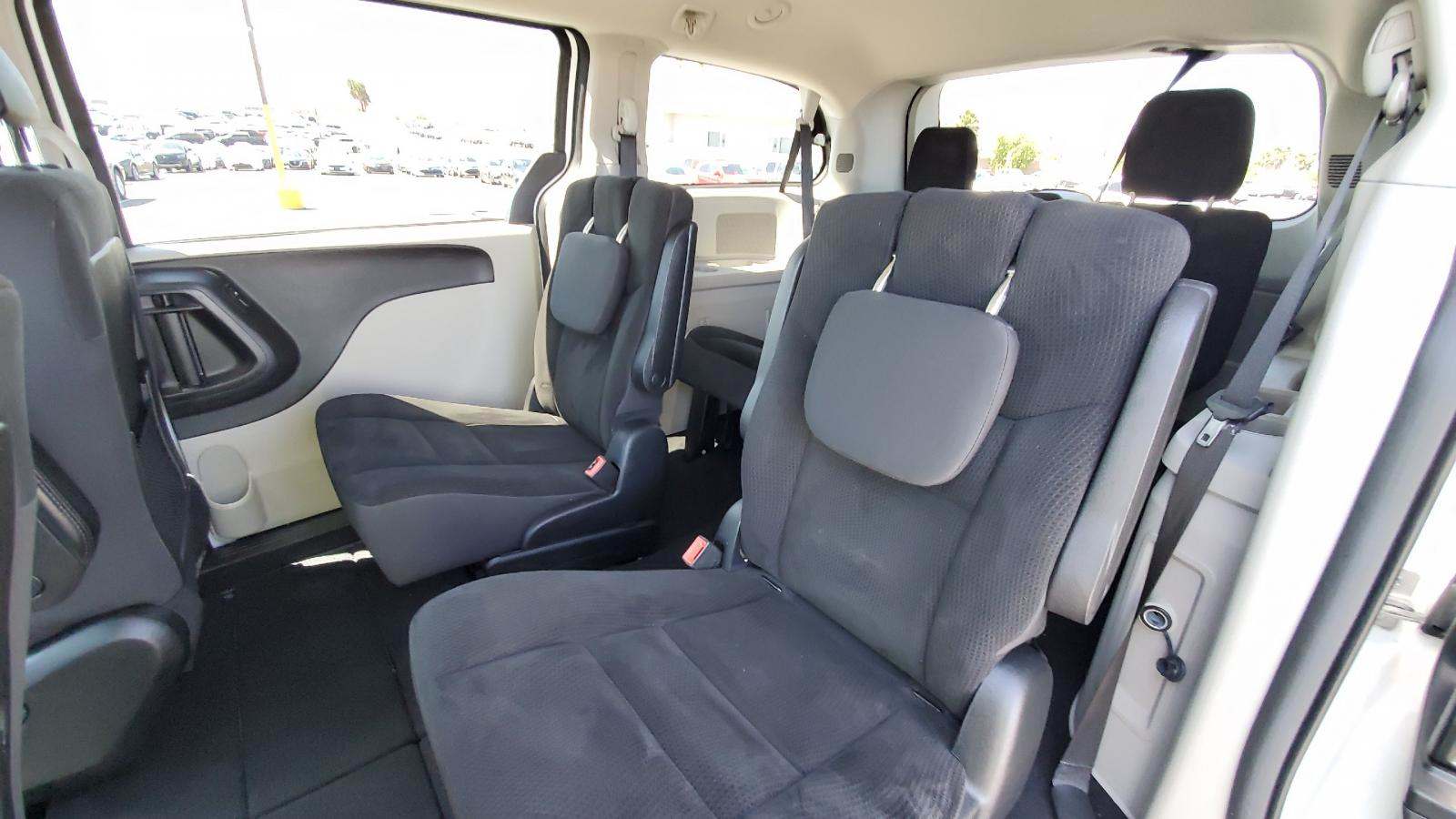 2019 Dodge Grand Caravan SE 4