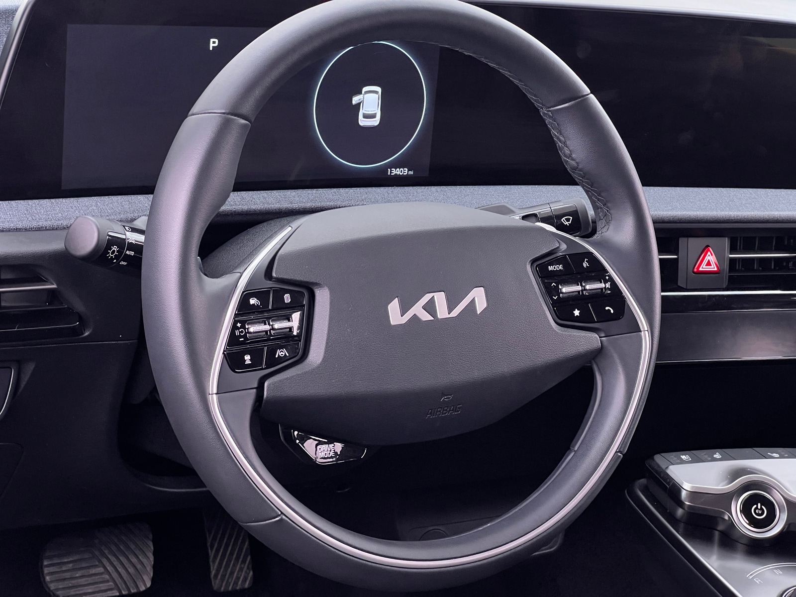 Thumbnail: 2022 Kia EV6 - 5