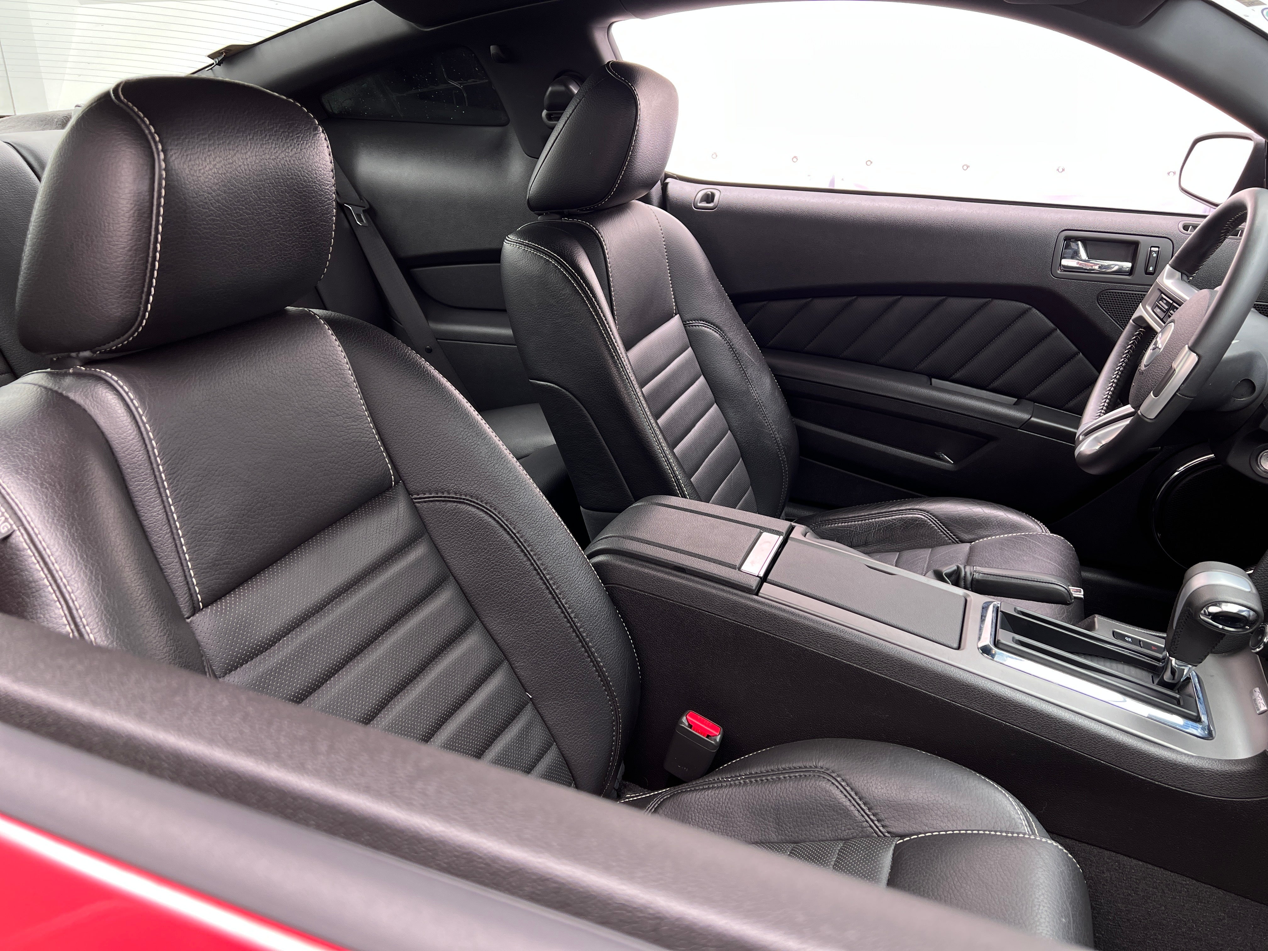 全国配送料無料 12 14年フォード マスタング ボス 302 グリル赤白青い子馬エンブレム Oem 8r3za 海外正規流通品 並行輸入品 Centrosp It