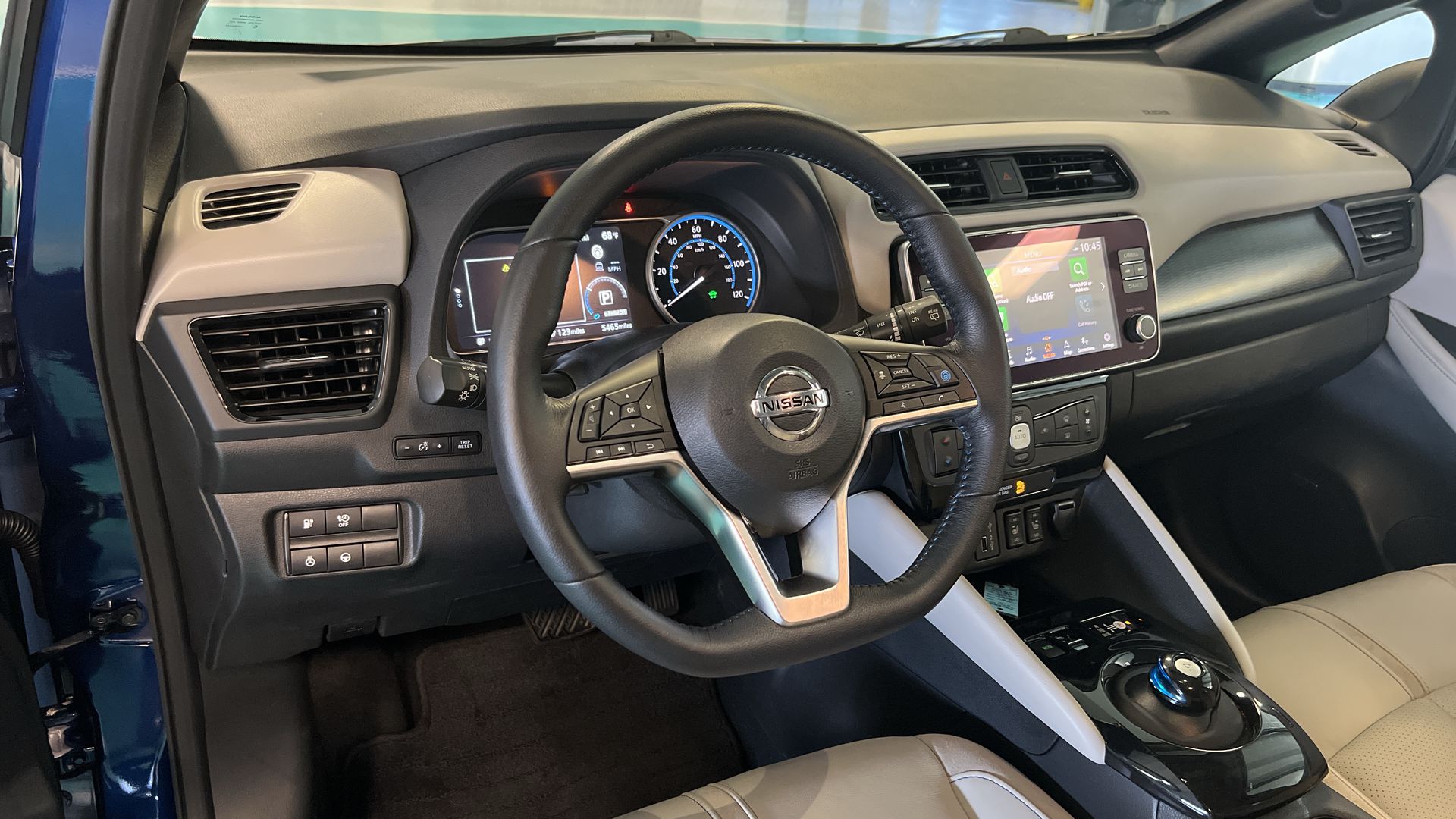 Used 2022 Nissan LEAF SL Plus with VIN 1N4BZ1DV3NC559323 for sale in Oak Creek, WI