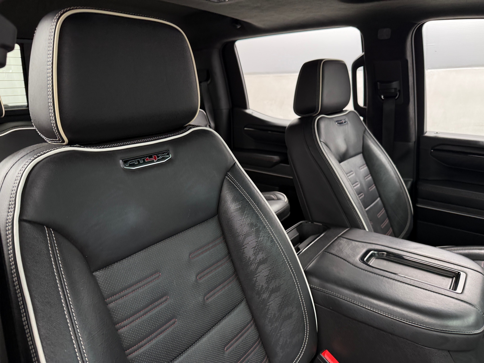 Thumbnail: 2022 GMC Sierra 1500 - 2
