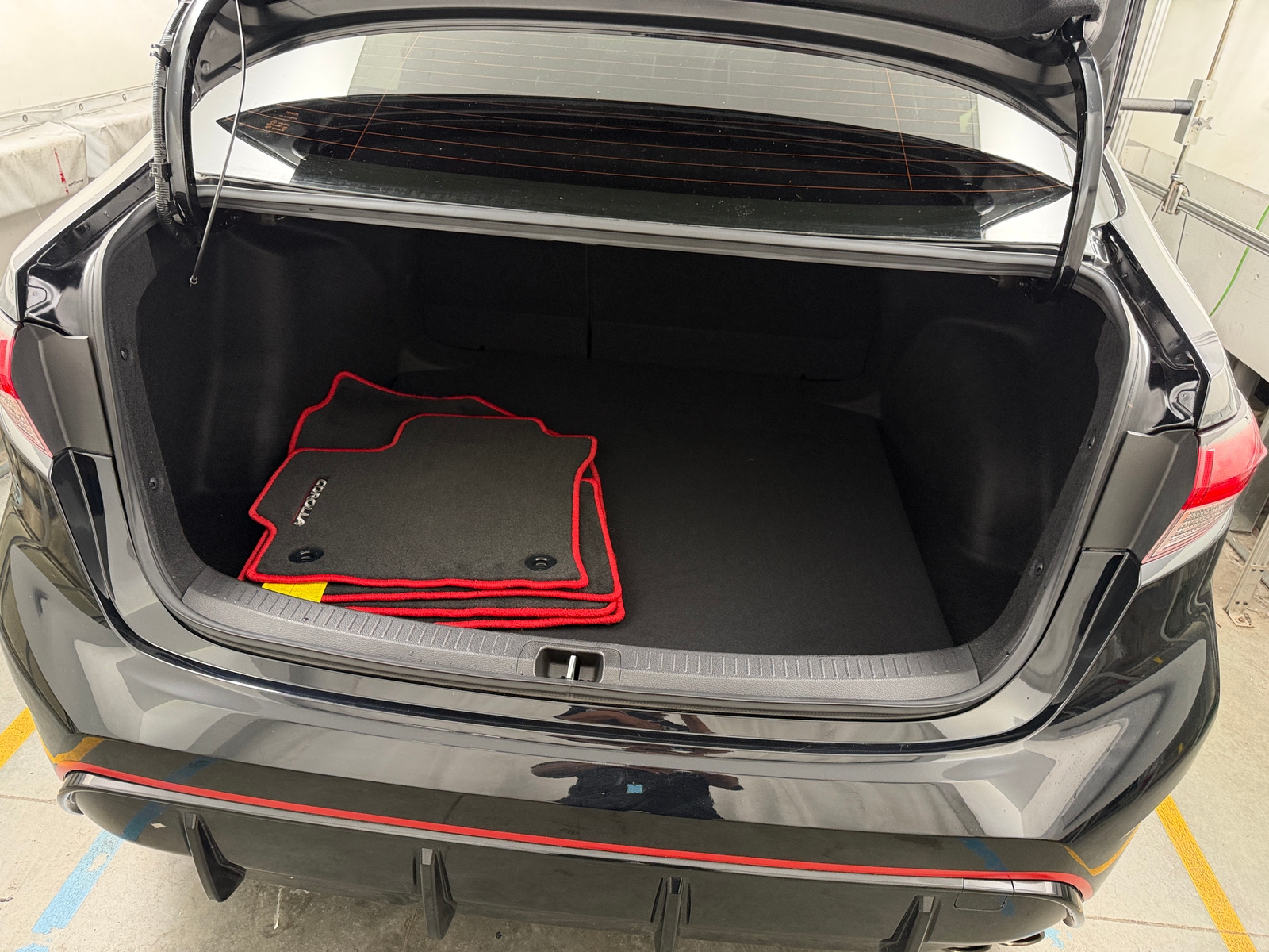Thumbnail: 2023 Toyota Corolla - 7