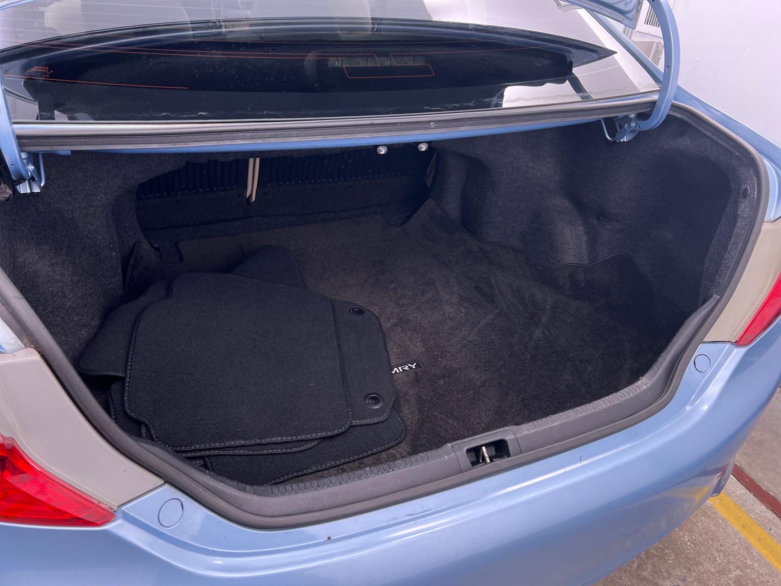 Thumbnail: 2012 Toyota Camry - 7