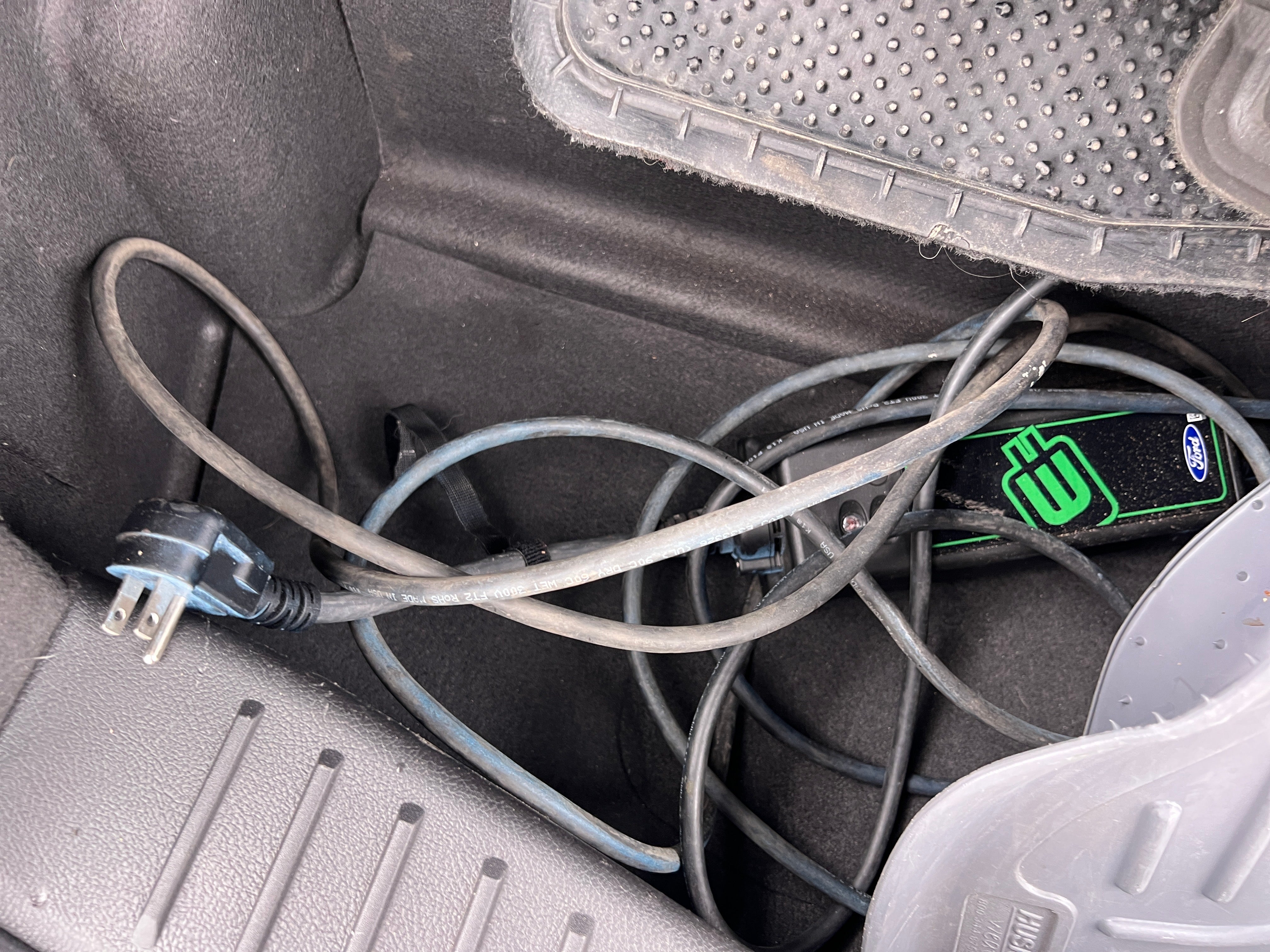 Used 2014 Ford Focus Electric with VIN 1FADP3R48EL388417 for sale in Oak Creek, WI