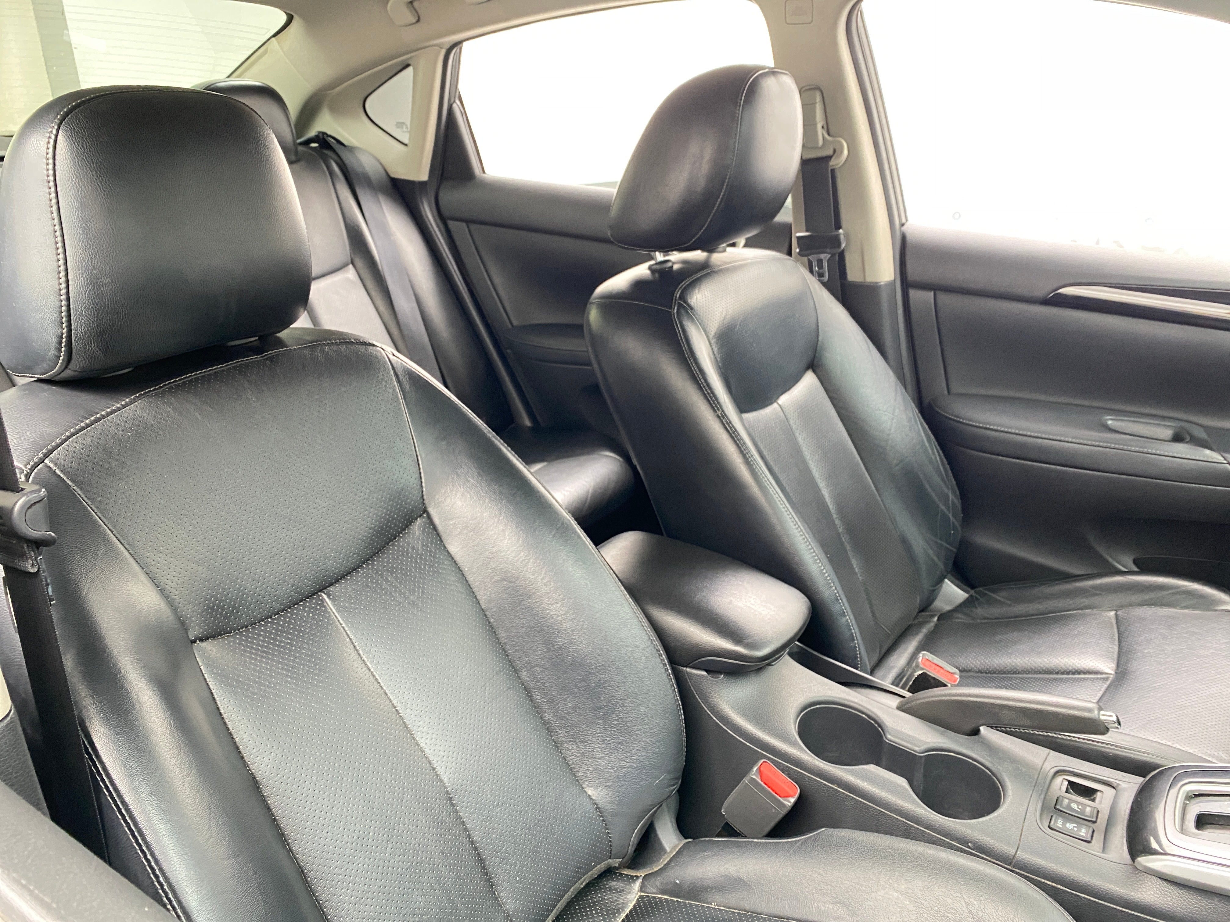 Nissan Sentra Leather Kit