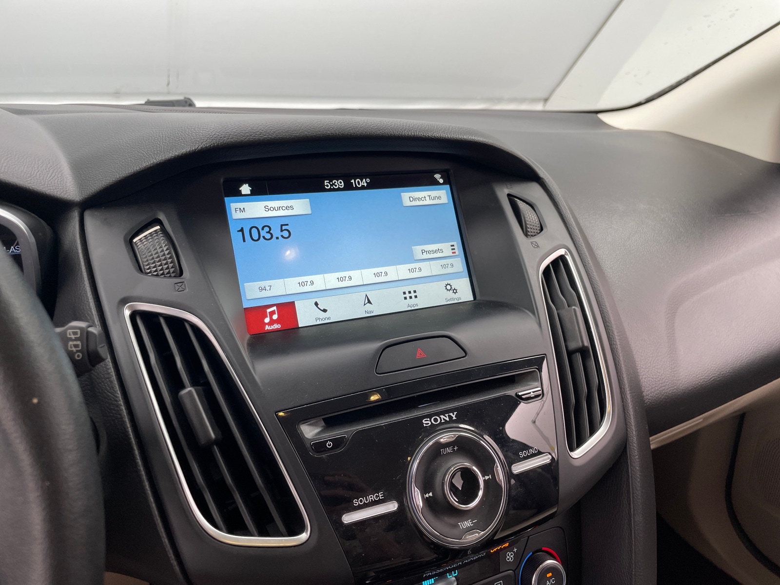 Thumbnail: 2016 Ford Focus - 4