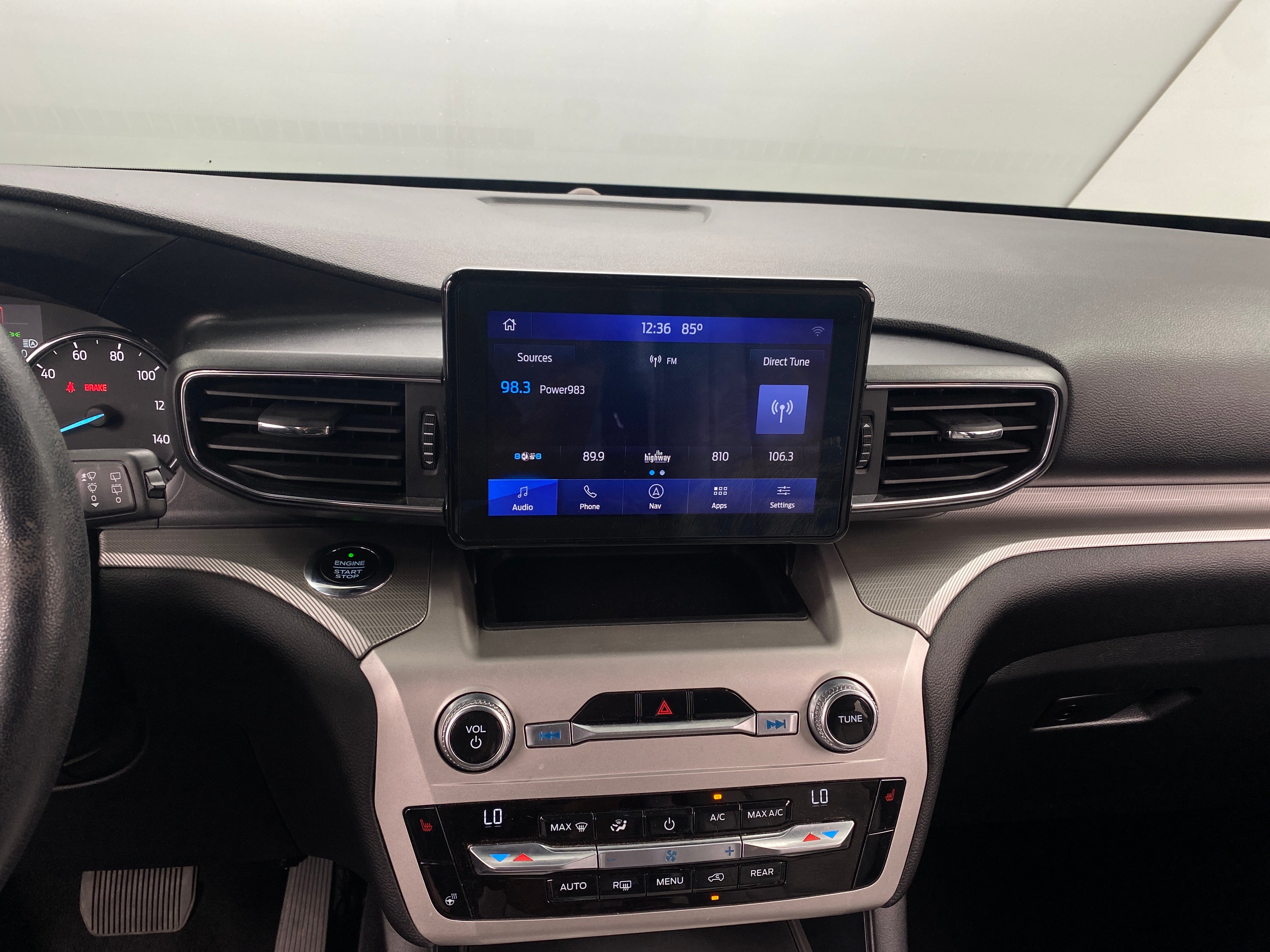 Thumbnail: 2021 Ford Explorer - 4