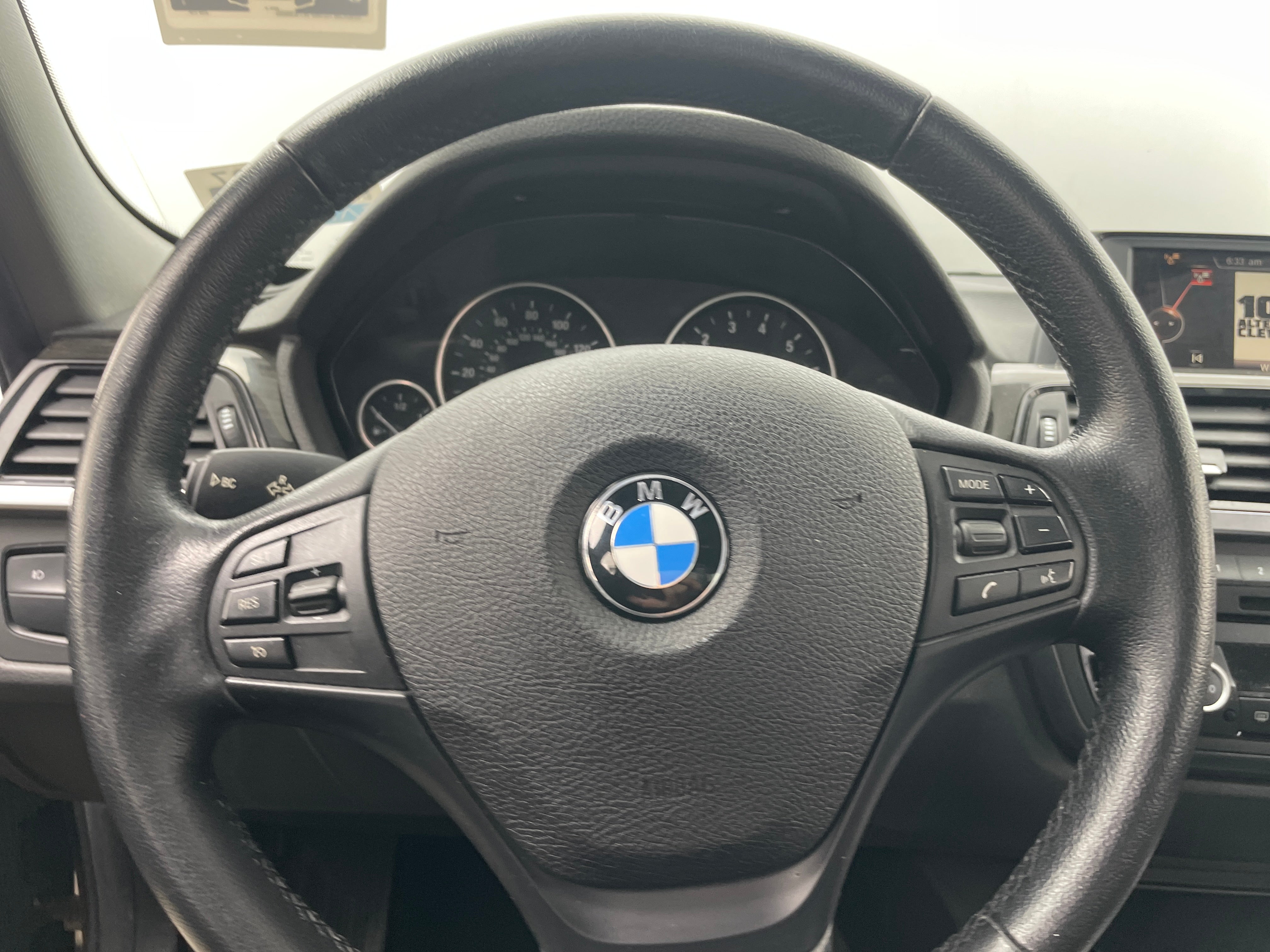 2015 BMW 3 Series 320i 5